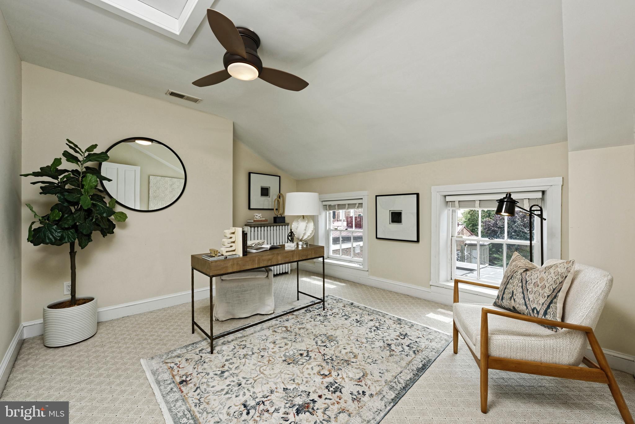OLD TOWN ALEXANDRIA - Residential