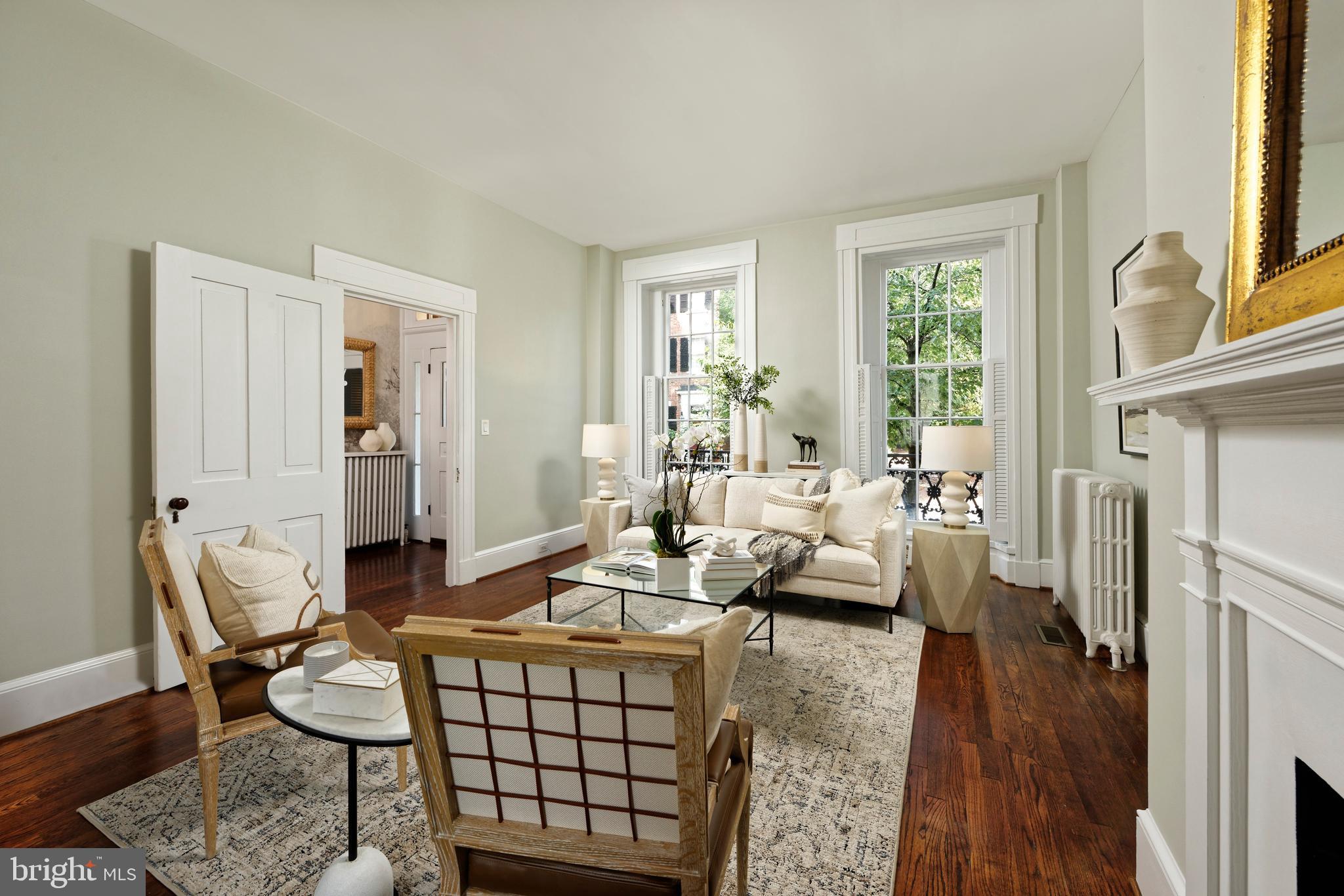 OLD TOWN ALEXANDRIA - Residential