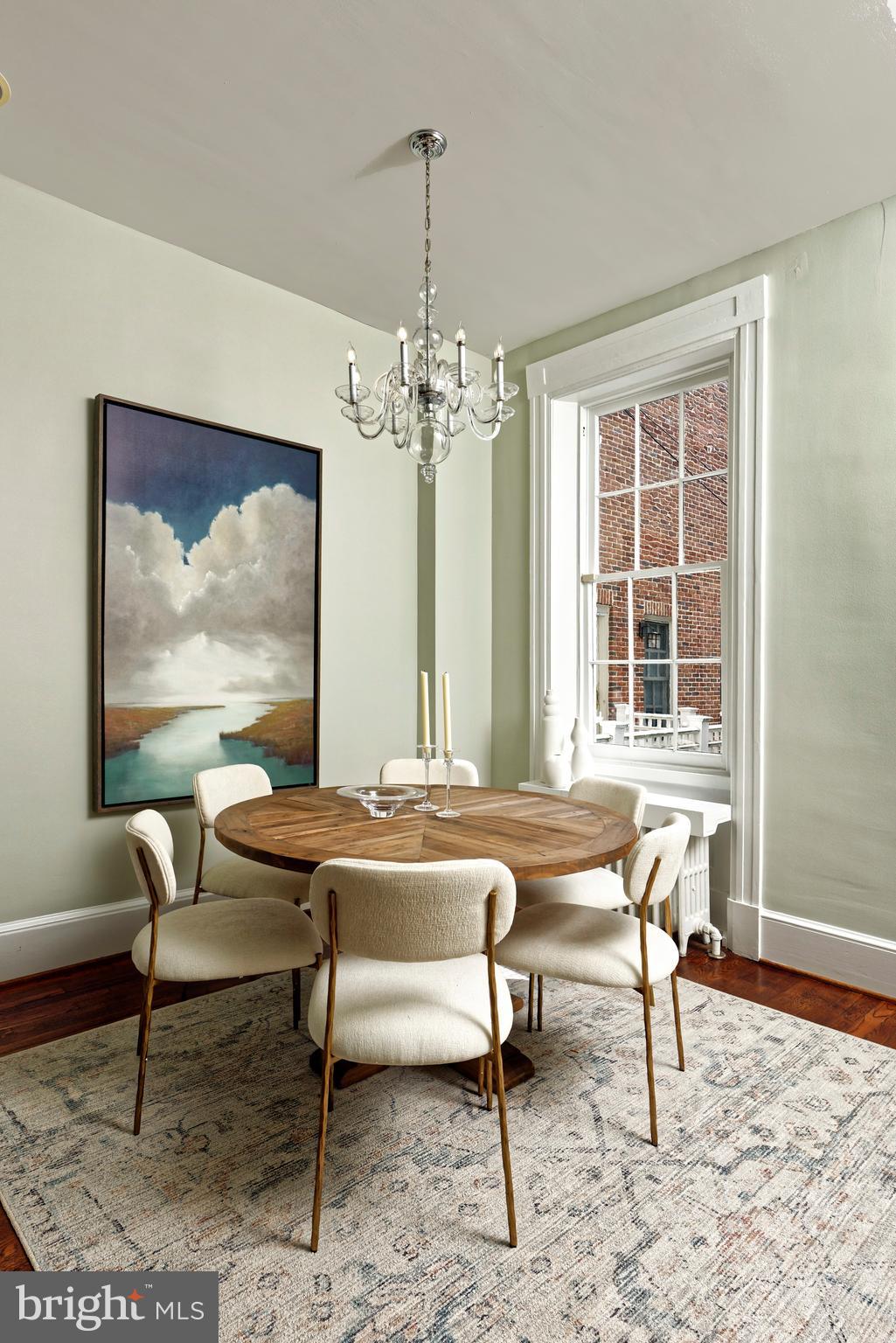 OLD TOWN ALEXANDRIA - Residential