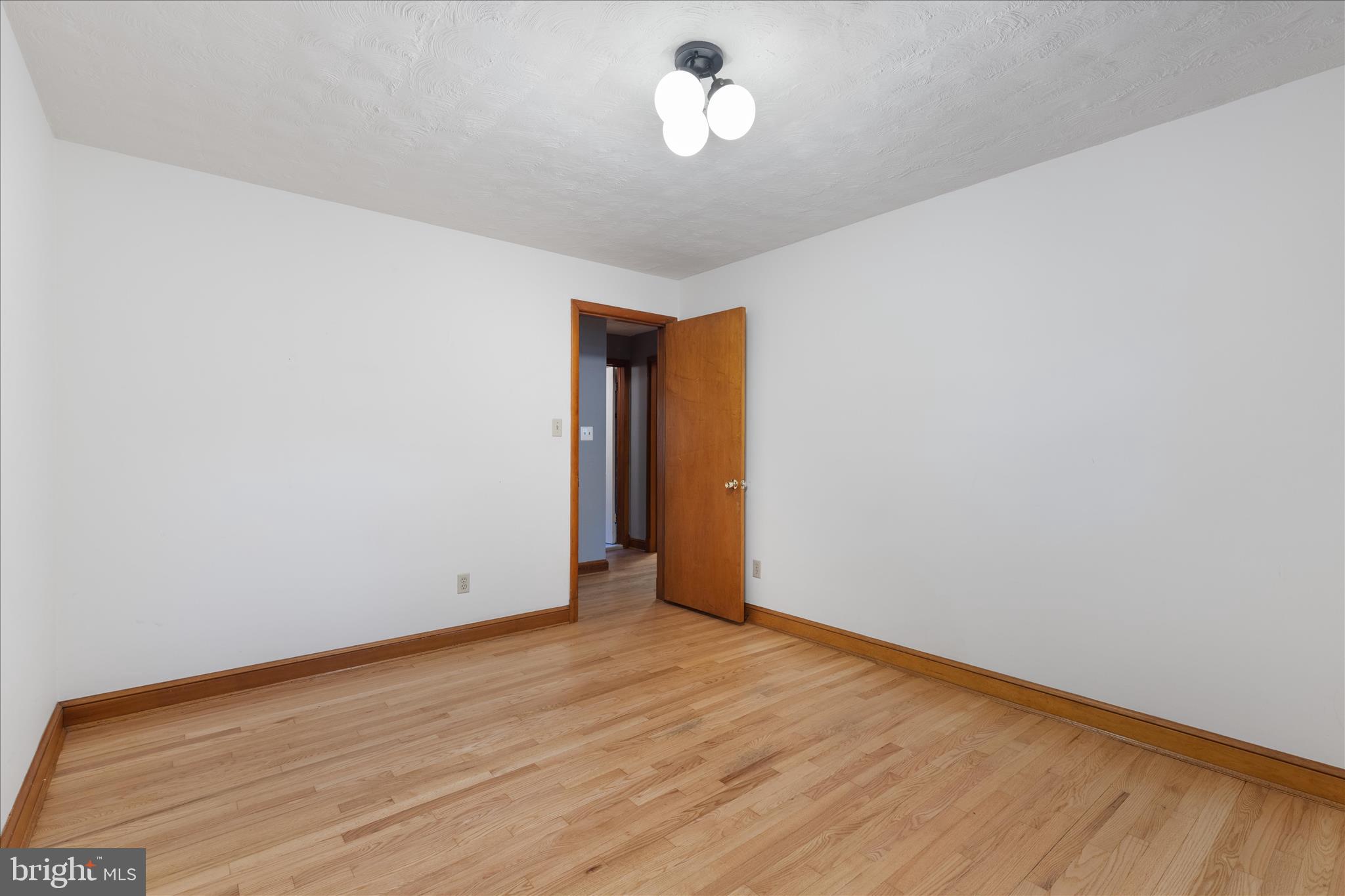 LANDOVER - Residential
