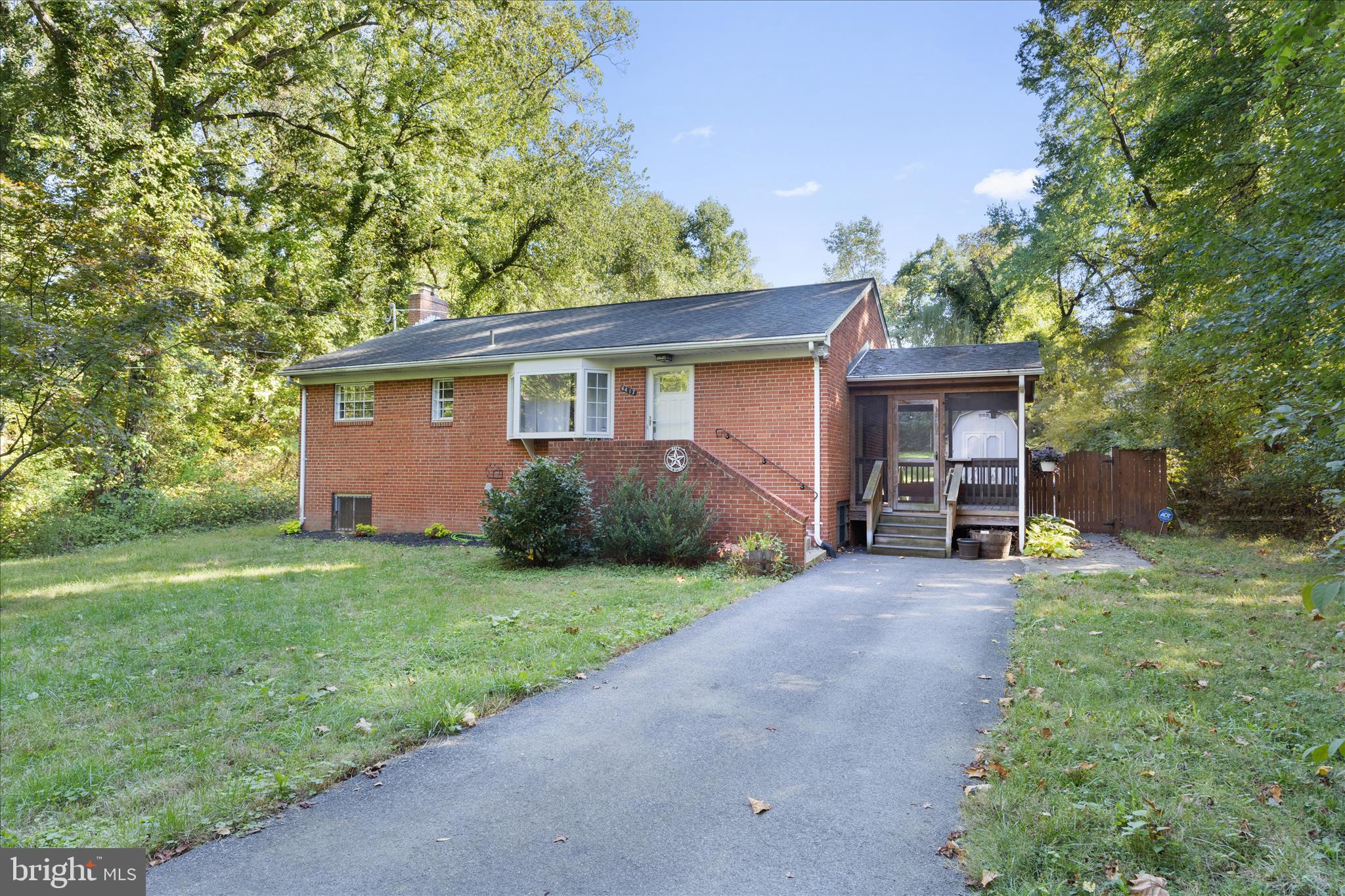 LANDOVER - Residential