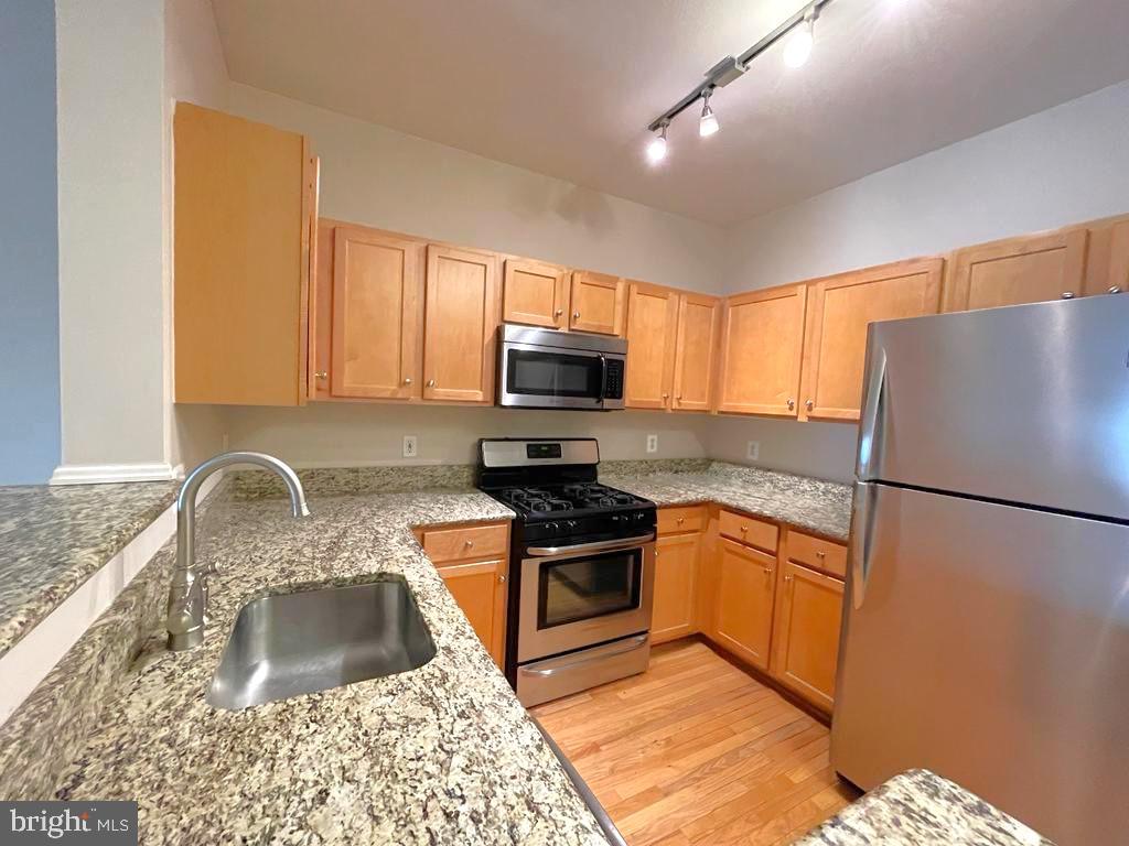 STONEGATE AT FAIRCREST - Residential Lease
