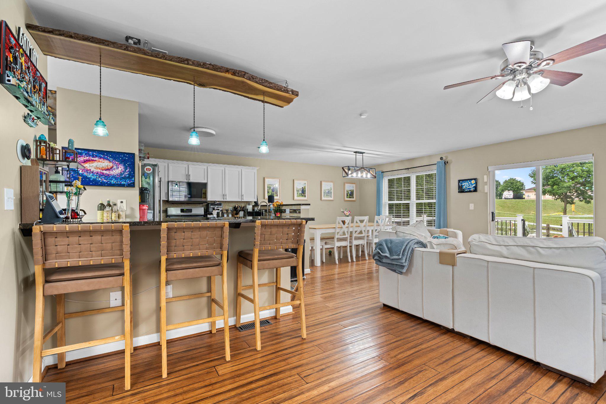 HILLS AT LOCK RIDGE - Residential
