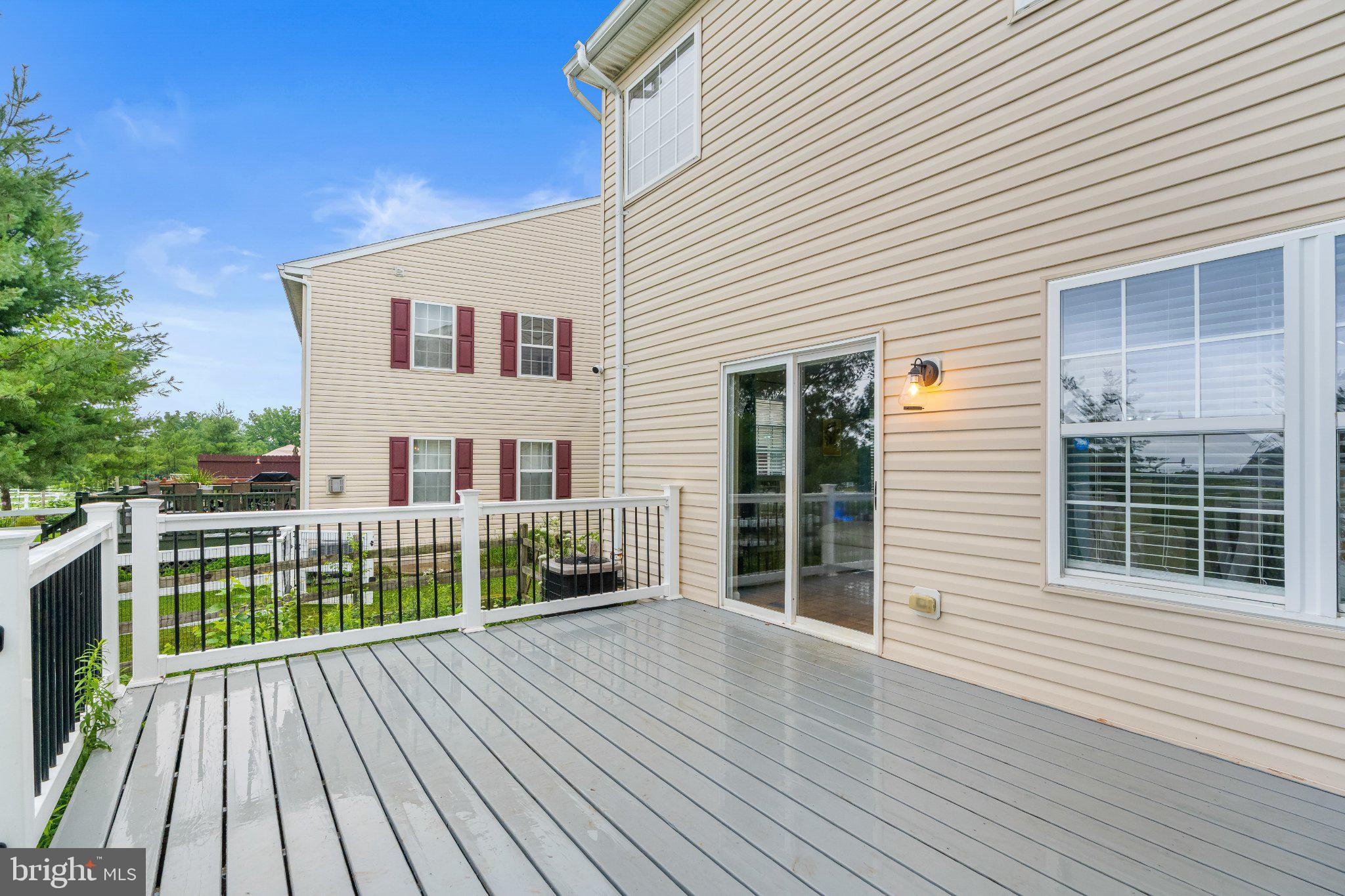 HILLS AT LOCK RIDGE - Residential