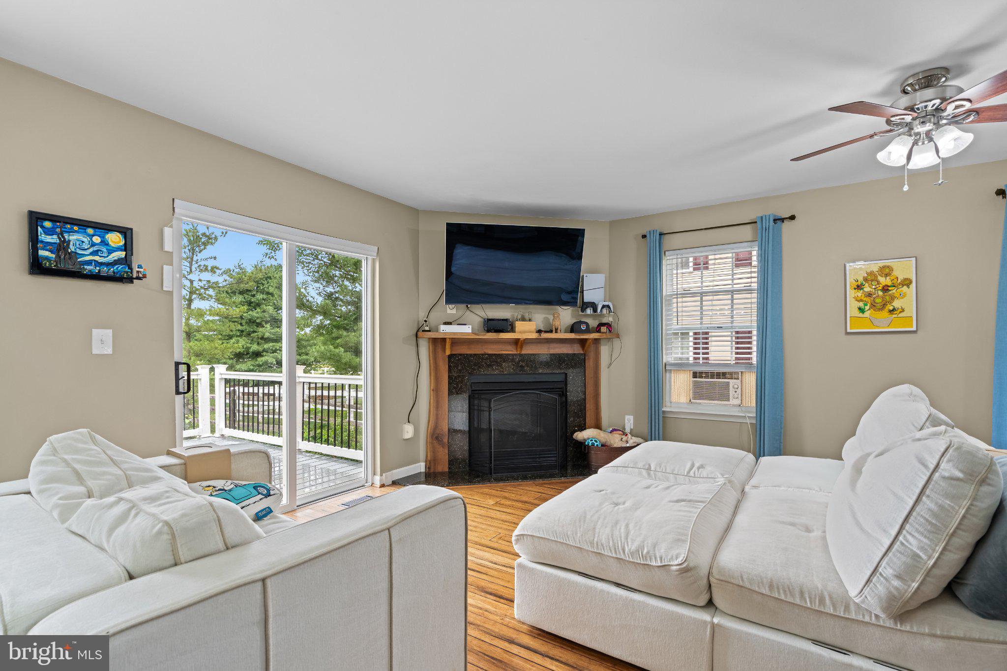 HILLS AT LOCK RIDGE - Residential