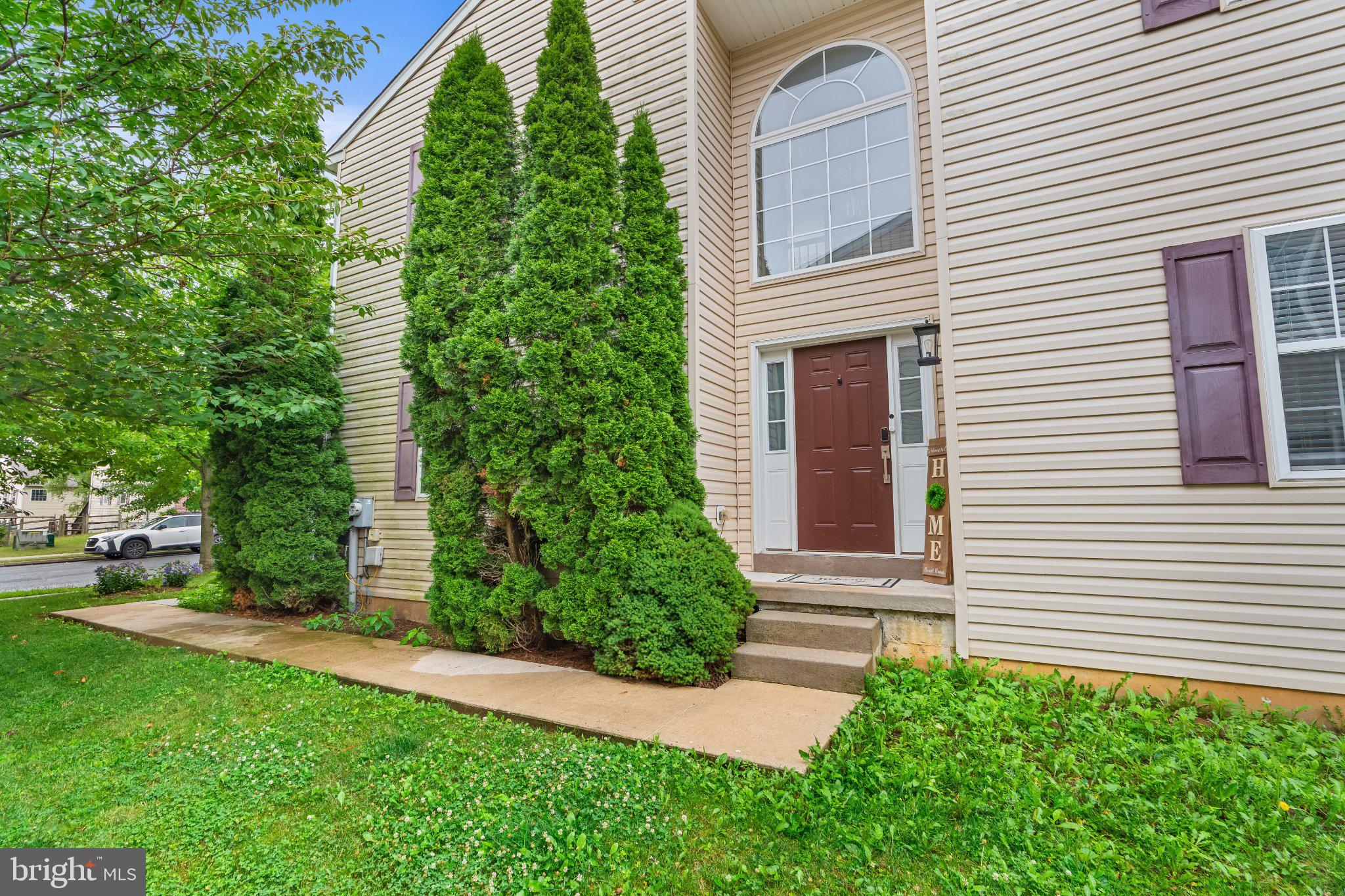 HILLS AT LOCK RIDGE - Residential
