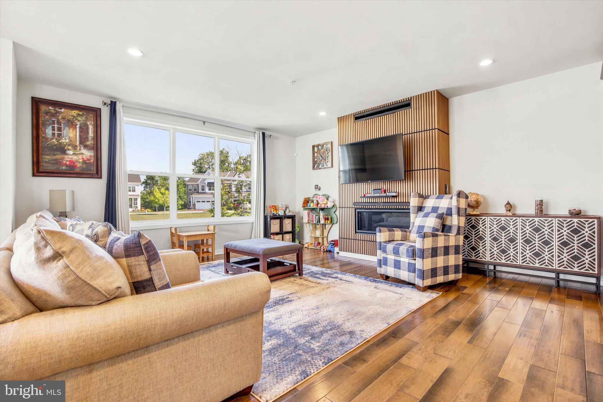 RESERVE AT EMERSON FARM - Residential