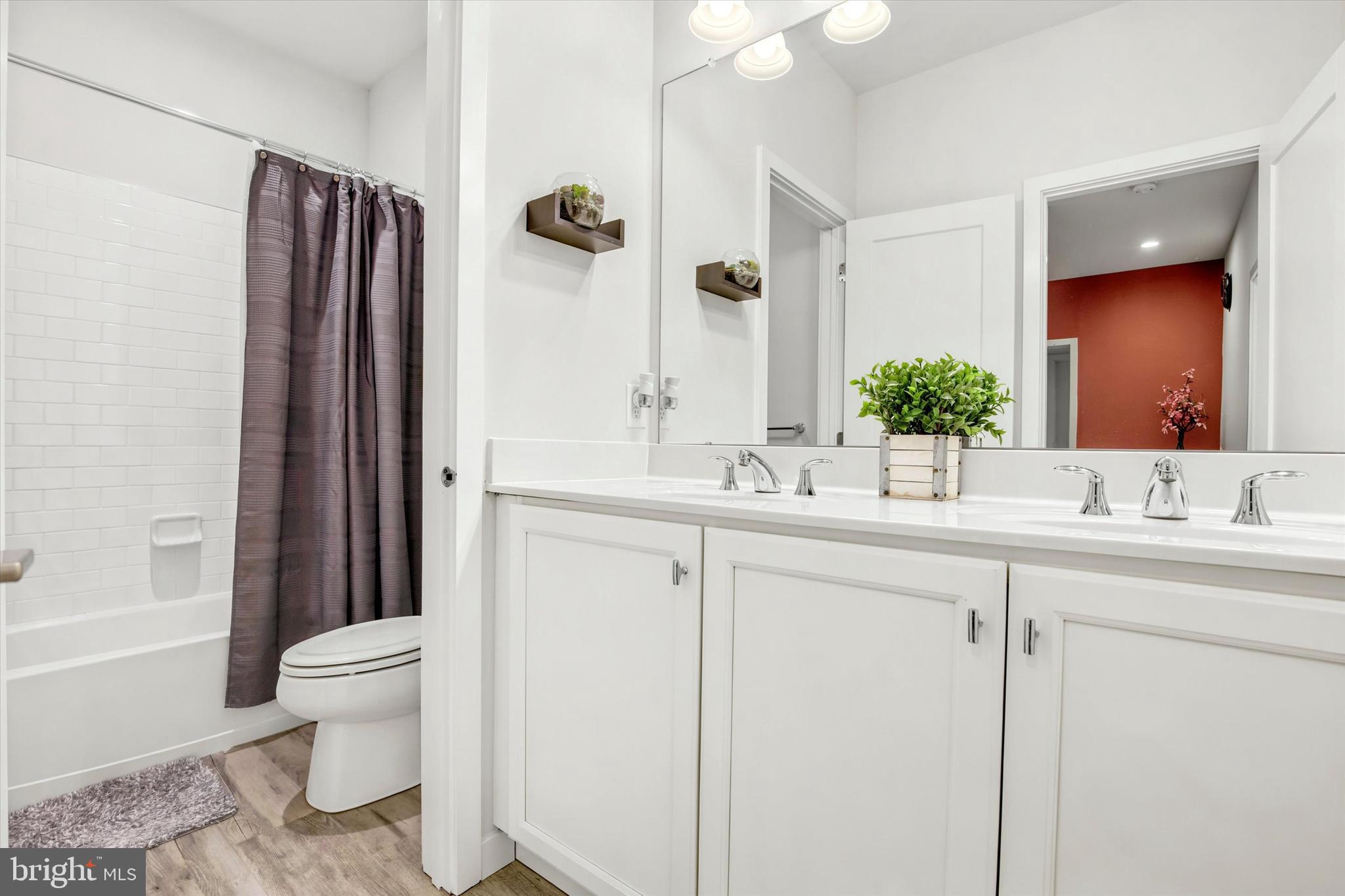 RESERVE AT EMERSON FARM - Residential