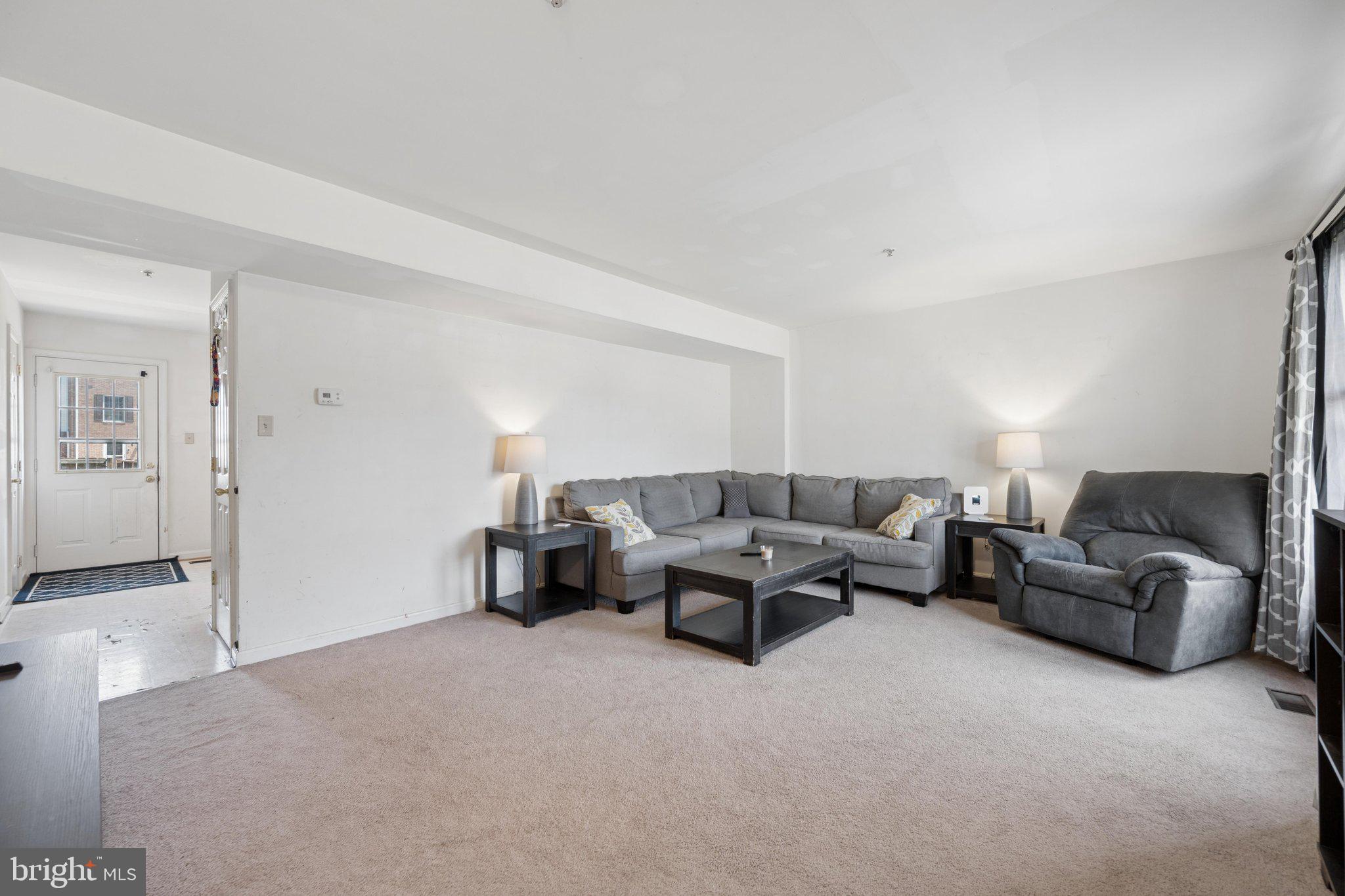 ALBERT COURTS - Residential