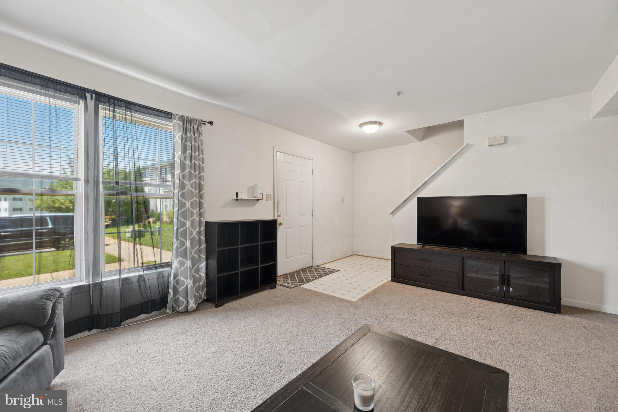 ALBERT COURTS - Residential