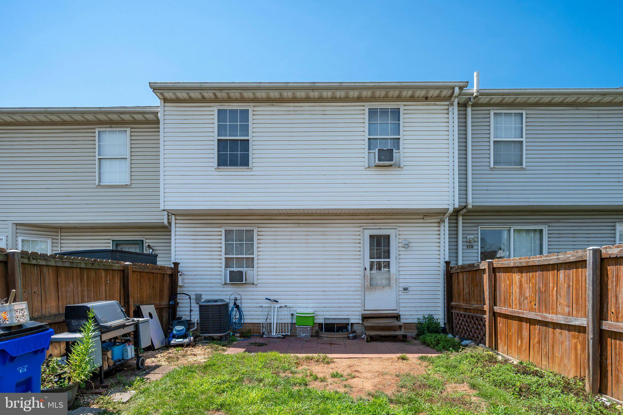 ALBERT COURTS - Residential