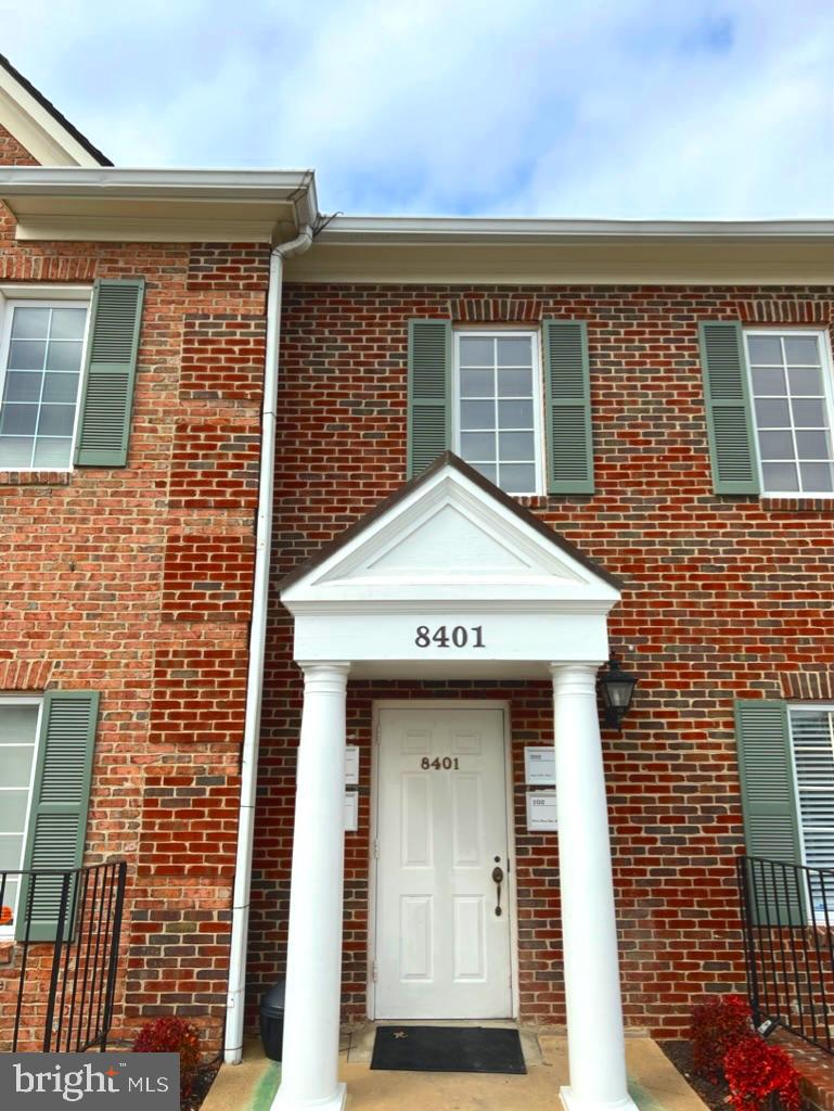 INVESTOR SPECIAL.  Unit is rented out at $1,432 / month! Lease expires March 31, 2205. This unit provides immediate rental income to investors or business owners looking to benefit from rental income now as they transition into occupancy.  Tenant has been in unit for long term. 

Situated in a prime, high-traffic location in Manassas, providing exceptional visibility and easy access. Each condo is outfitted with desired amenities ideal for various professional purposes, including a bathroom.

Unit is ideal for office based professional service businesses.

Seller also selling another unit (also rented out) at 8421 Dorsey Circle, #101. MLS: VAMN2007116. 
TAX MAP: 112/56 00/ D/ 405/