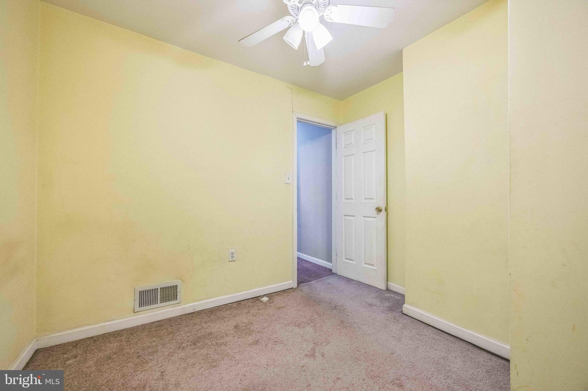 WHITMAN - Residential