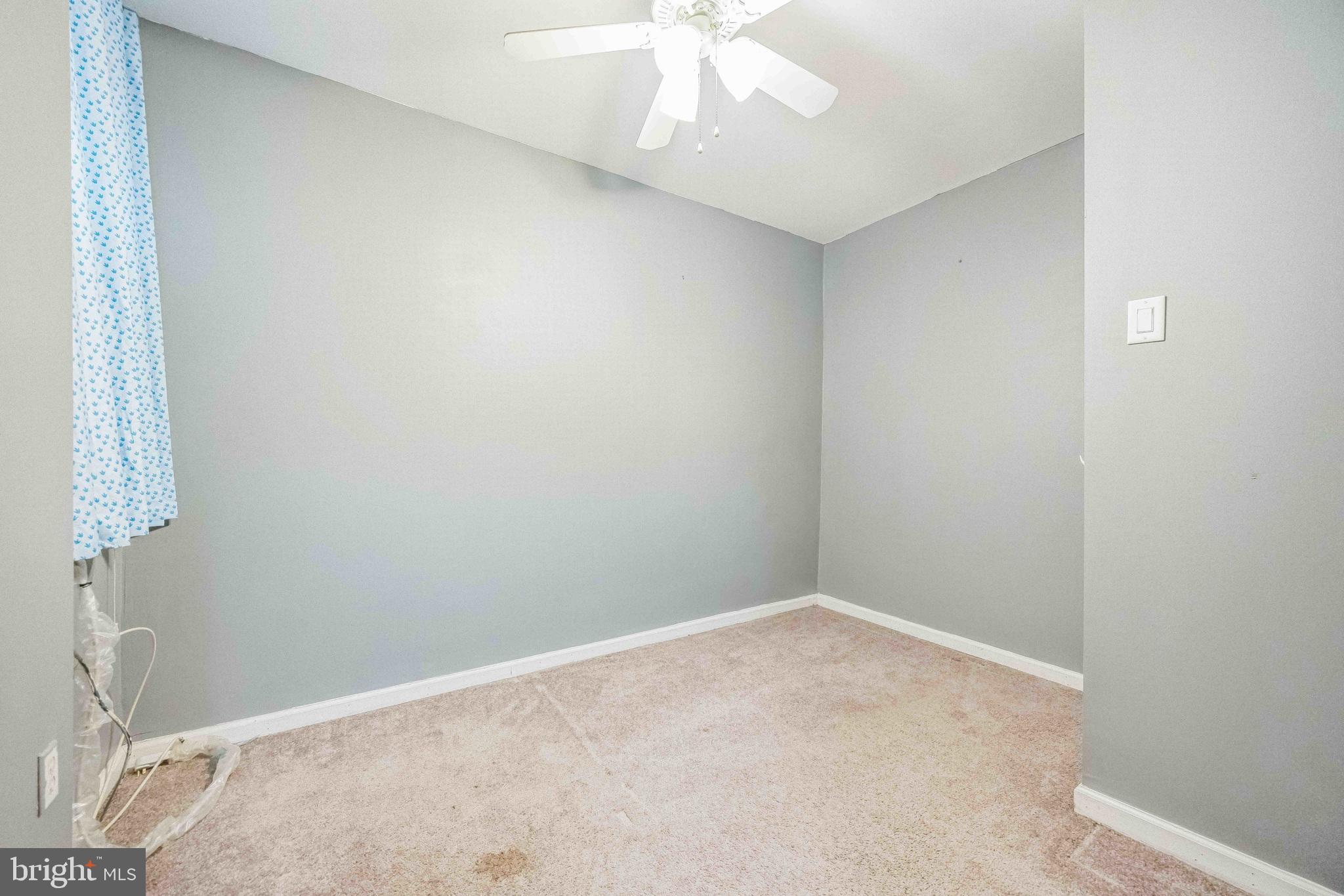 WHITMAN - Residential