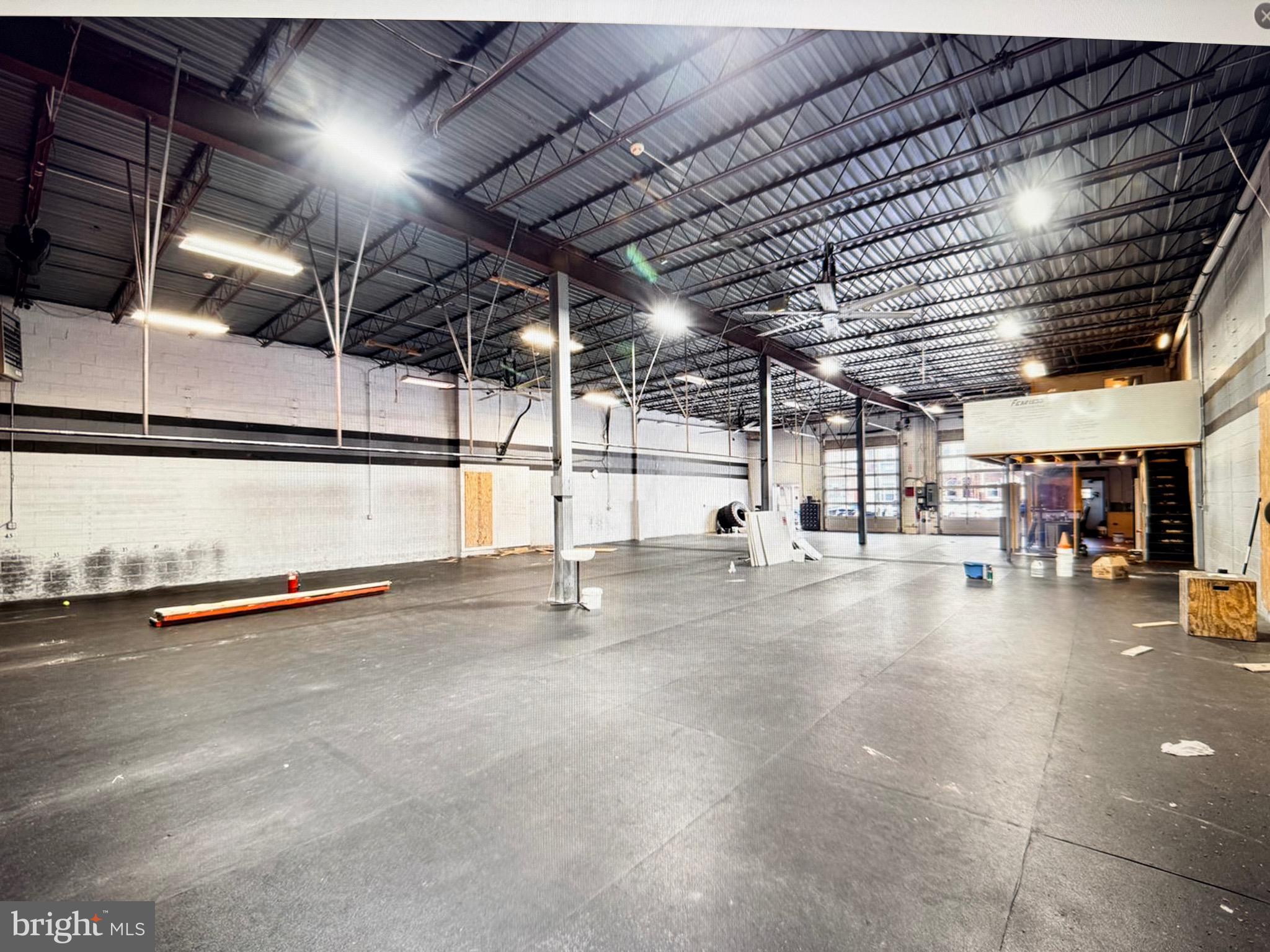 BELLA VISTA - Commercial Sale