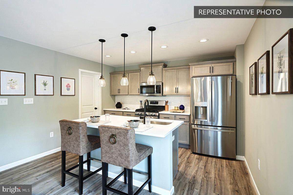 HILLS AT VALLEY VIEW - Residential