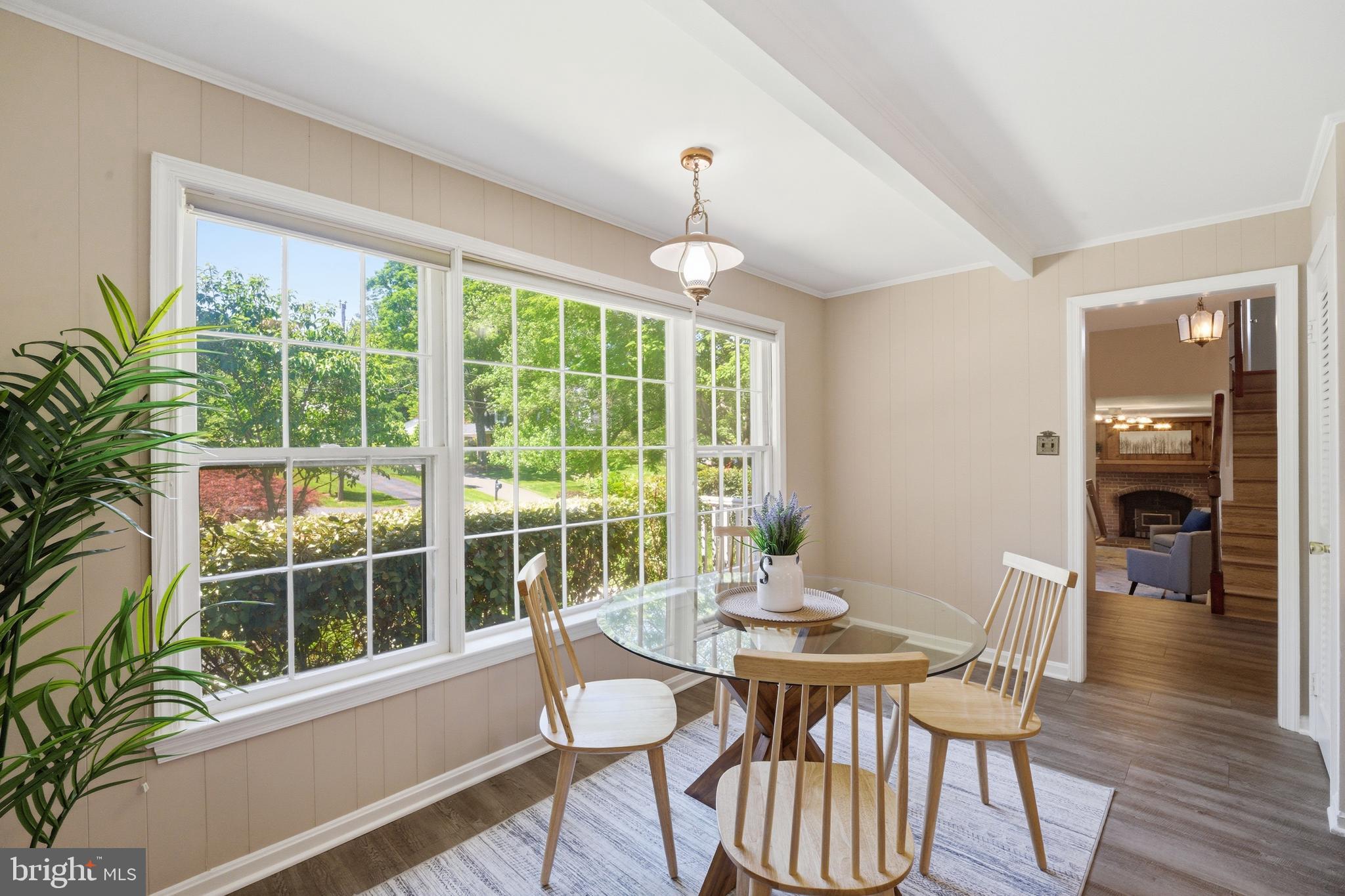 SHERWOOD FOREST MANOR - Residential