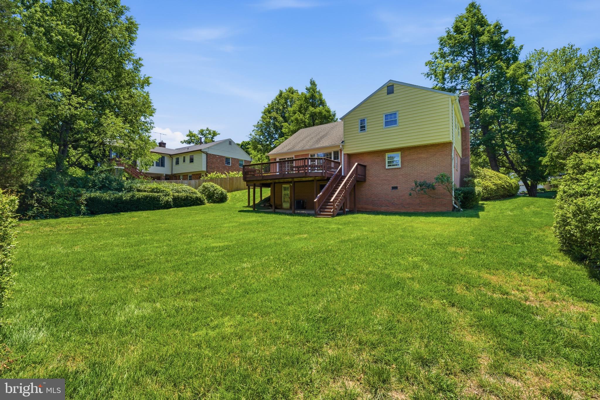 SHERWOOD FOREST MANOR - Residential
