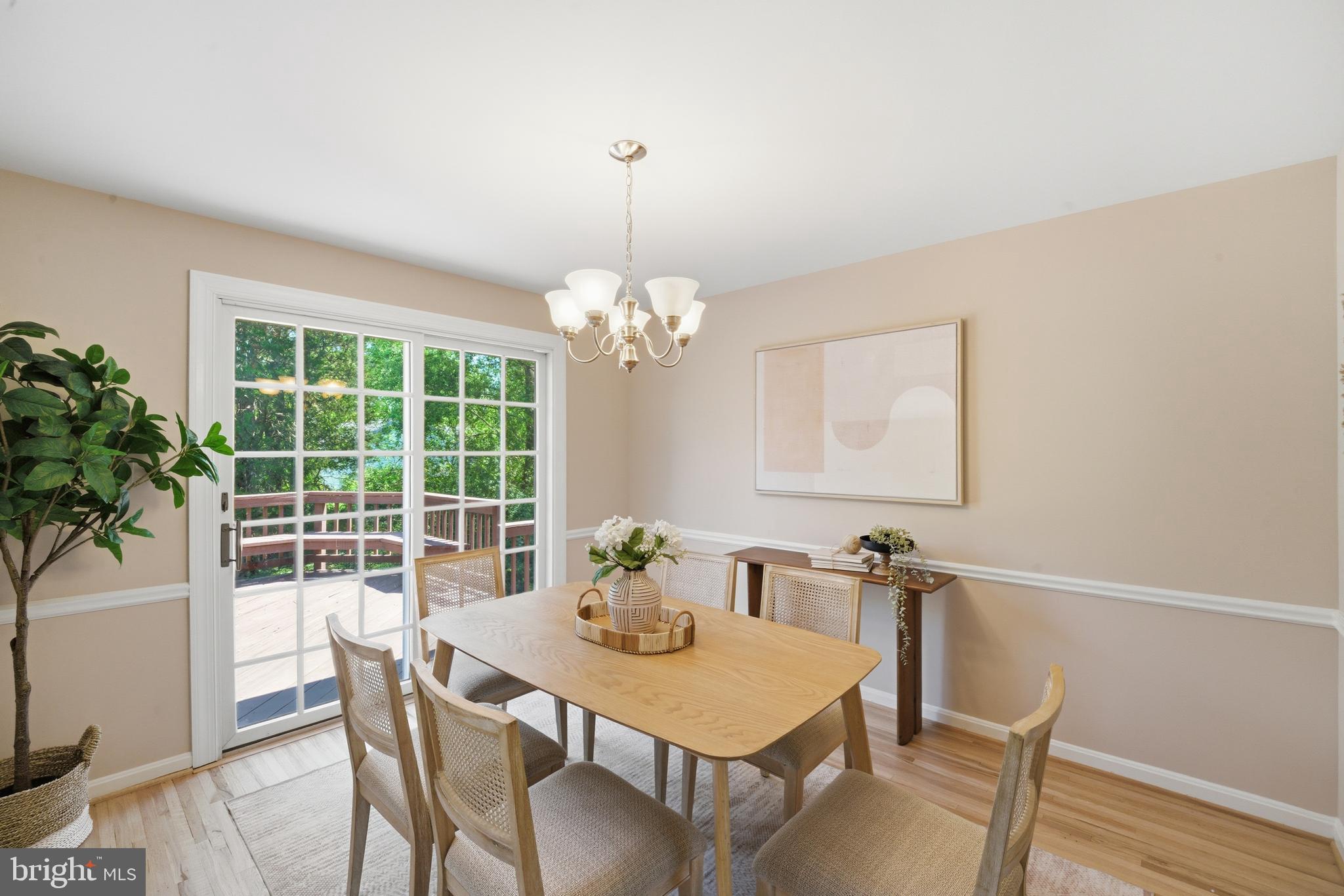 SHERWOOD FOREST MANOR - Residential