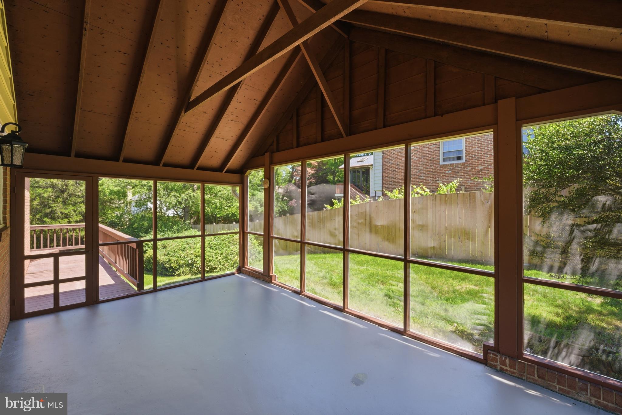 SHERWOOD FOREST MANOR - Residential