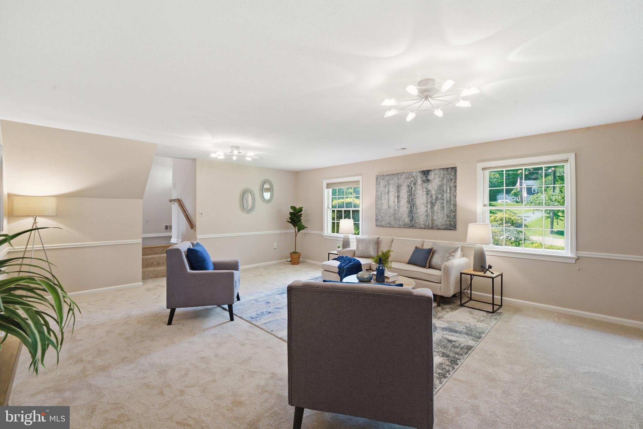 SHERWOOD FOREST MANOR - Residential