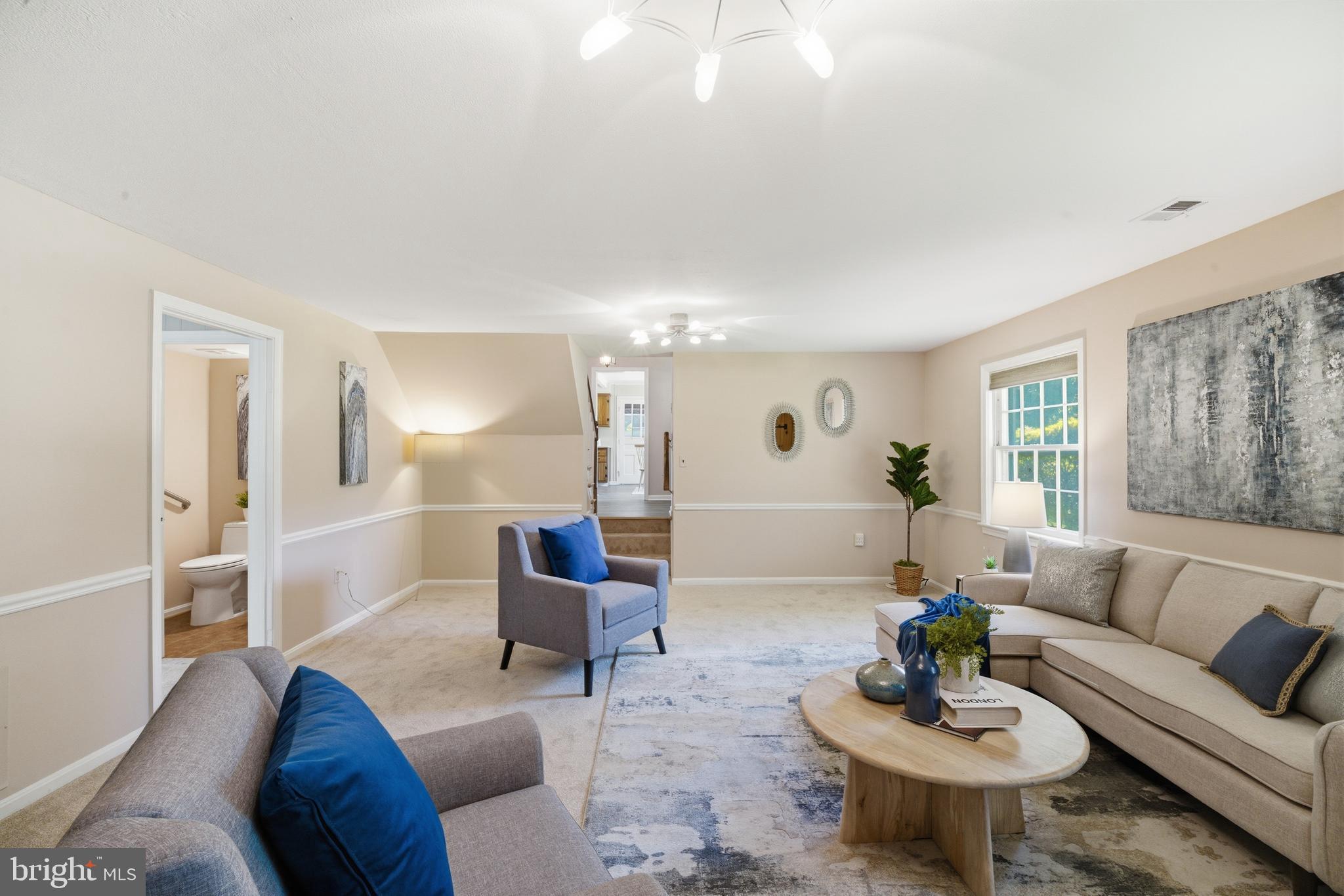 SHERWOOD FOREST MANOR - Residential