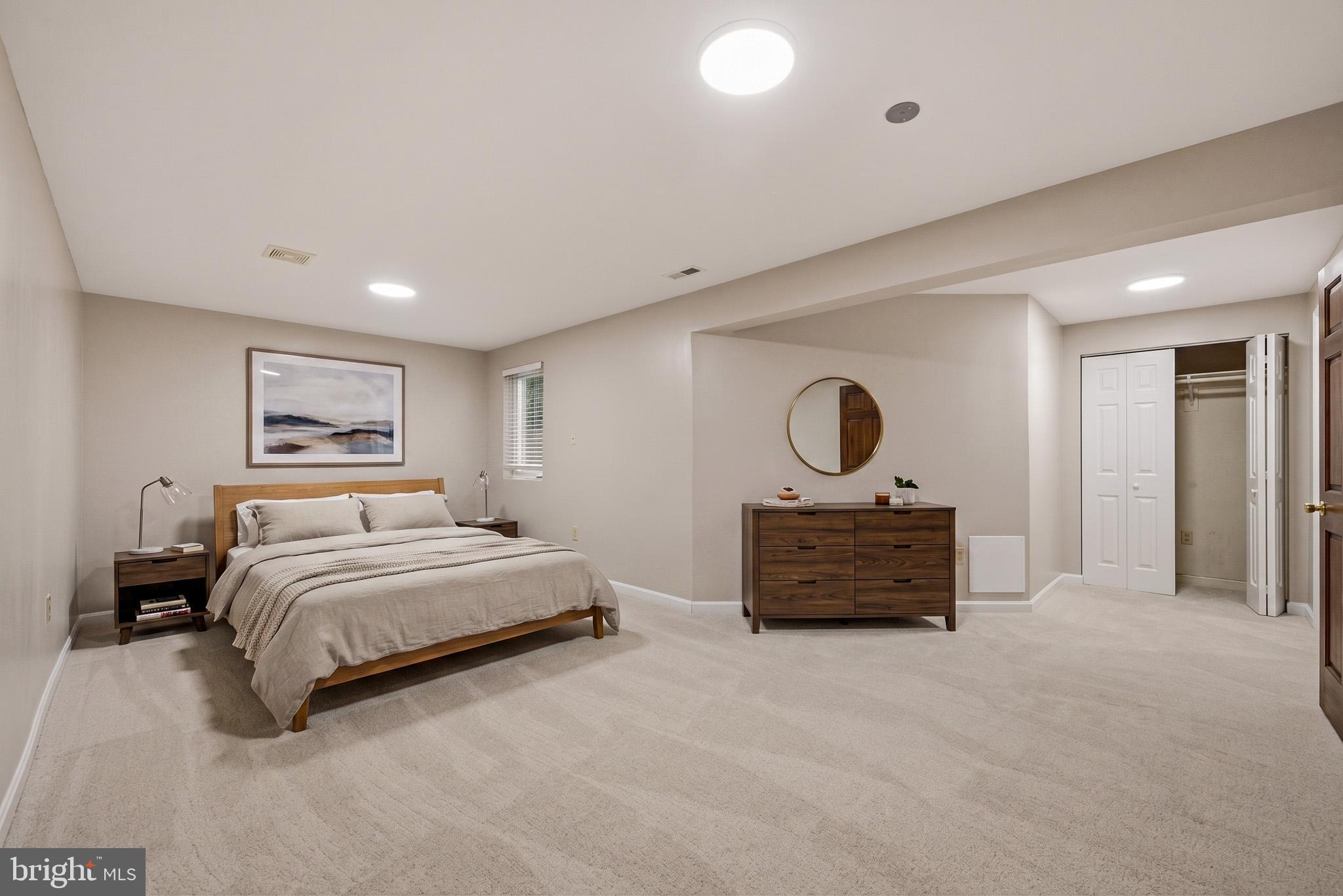BRAMPTON HILLS - Residential