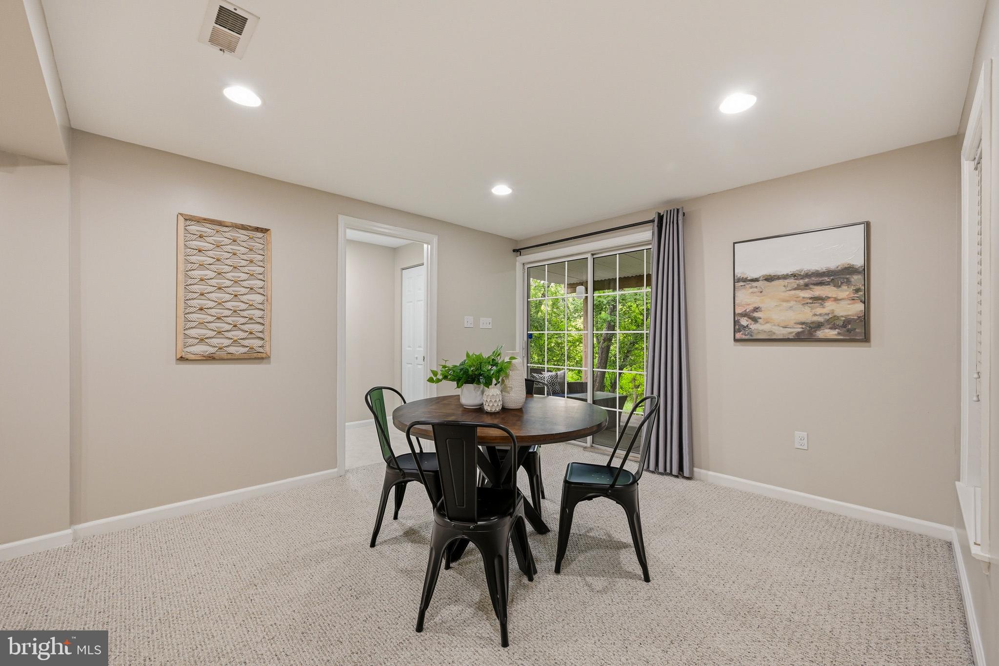 BRAMPTON HILLS - Residential