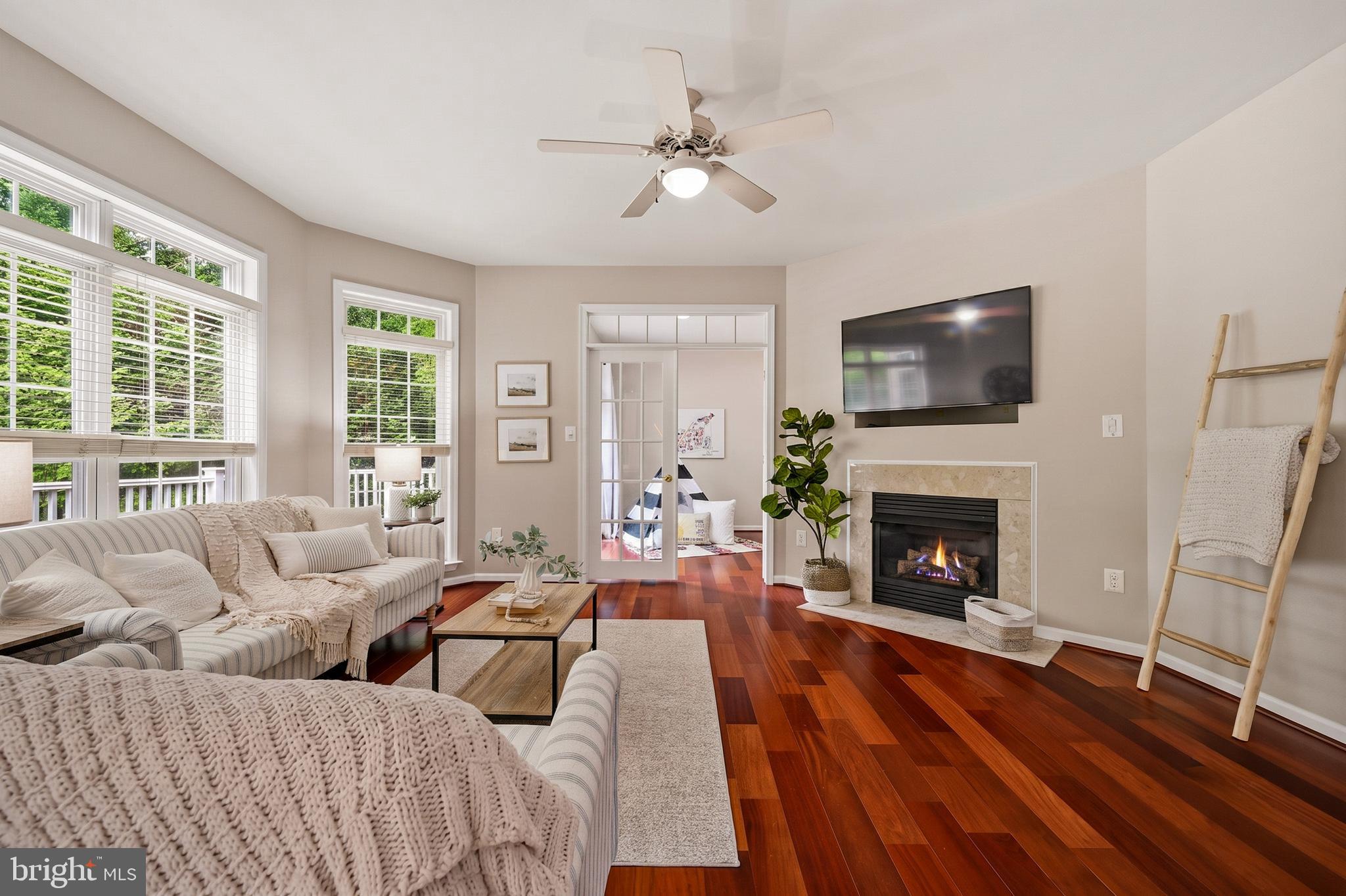 BRAMPTON HILLS - Residential