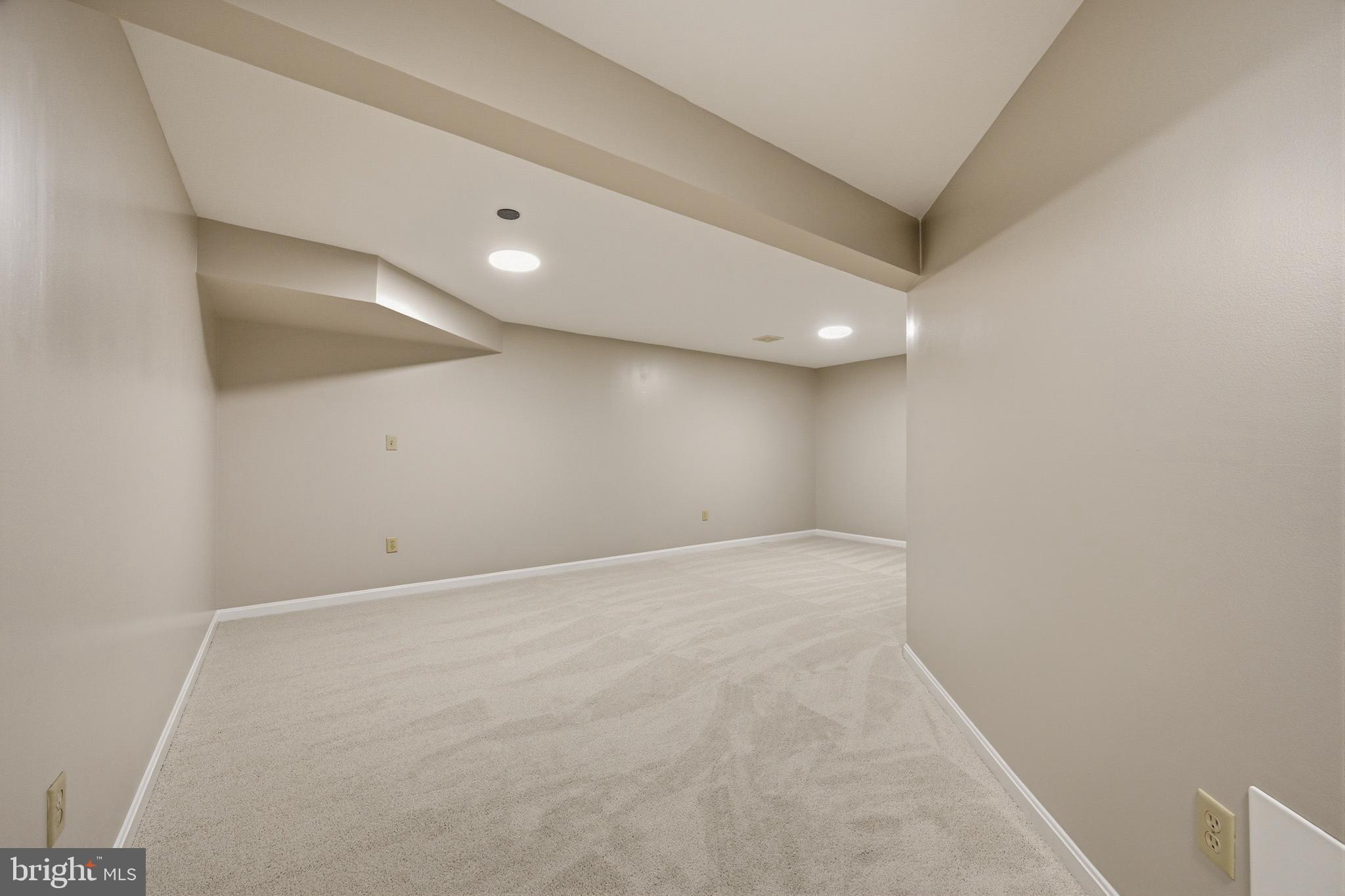 BRAMPTON HILLS - Residential