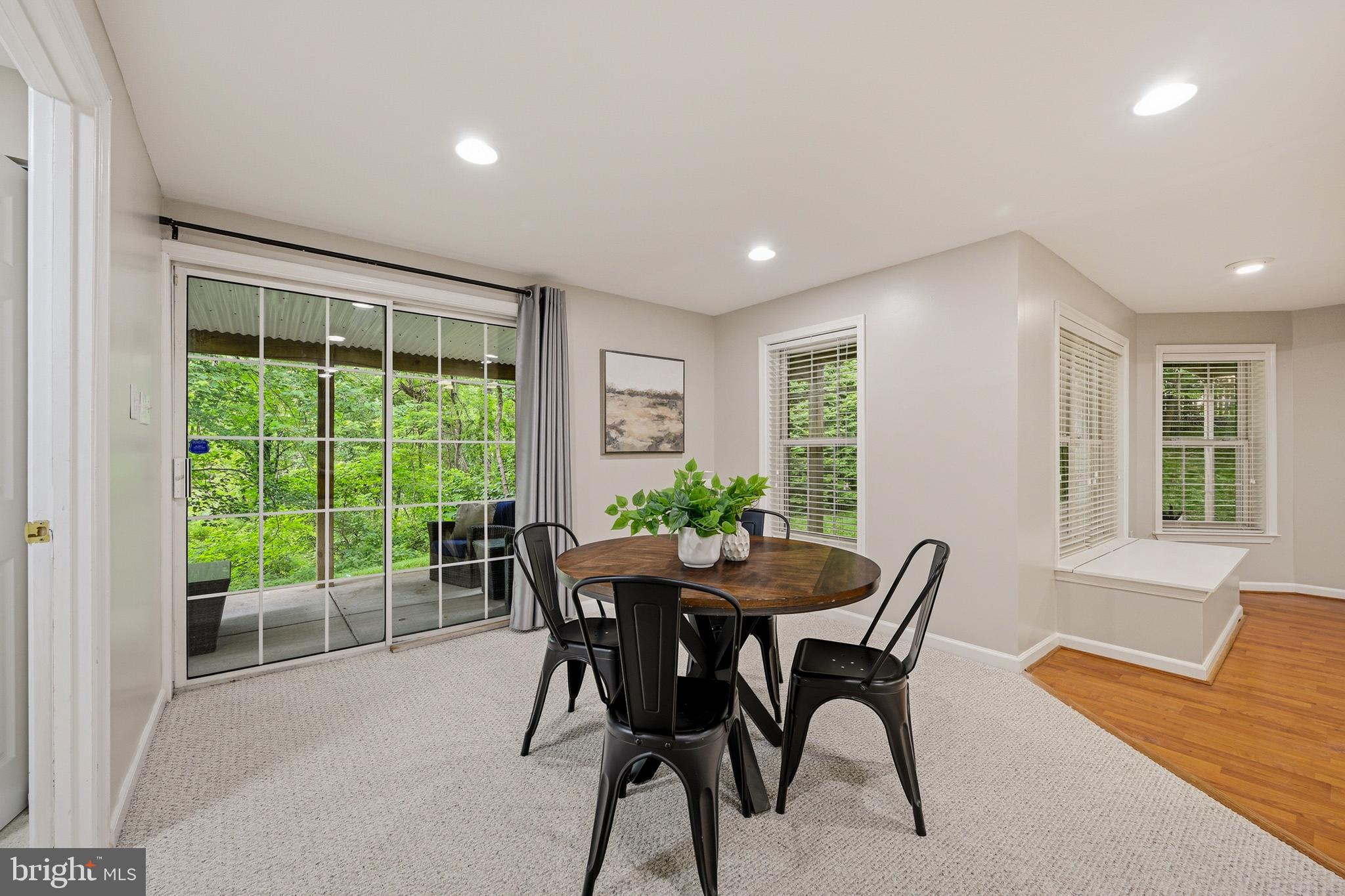 BRAMPTON HILLS - Residential
