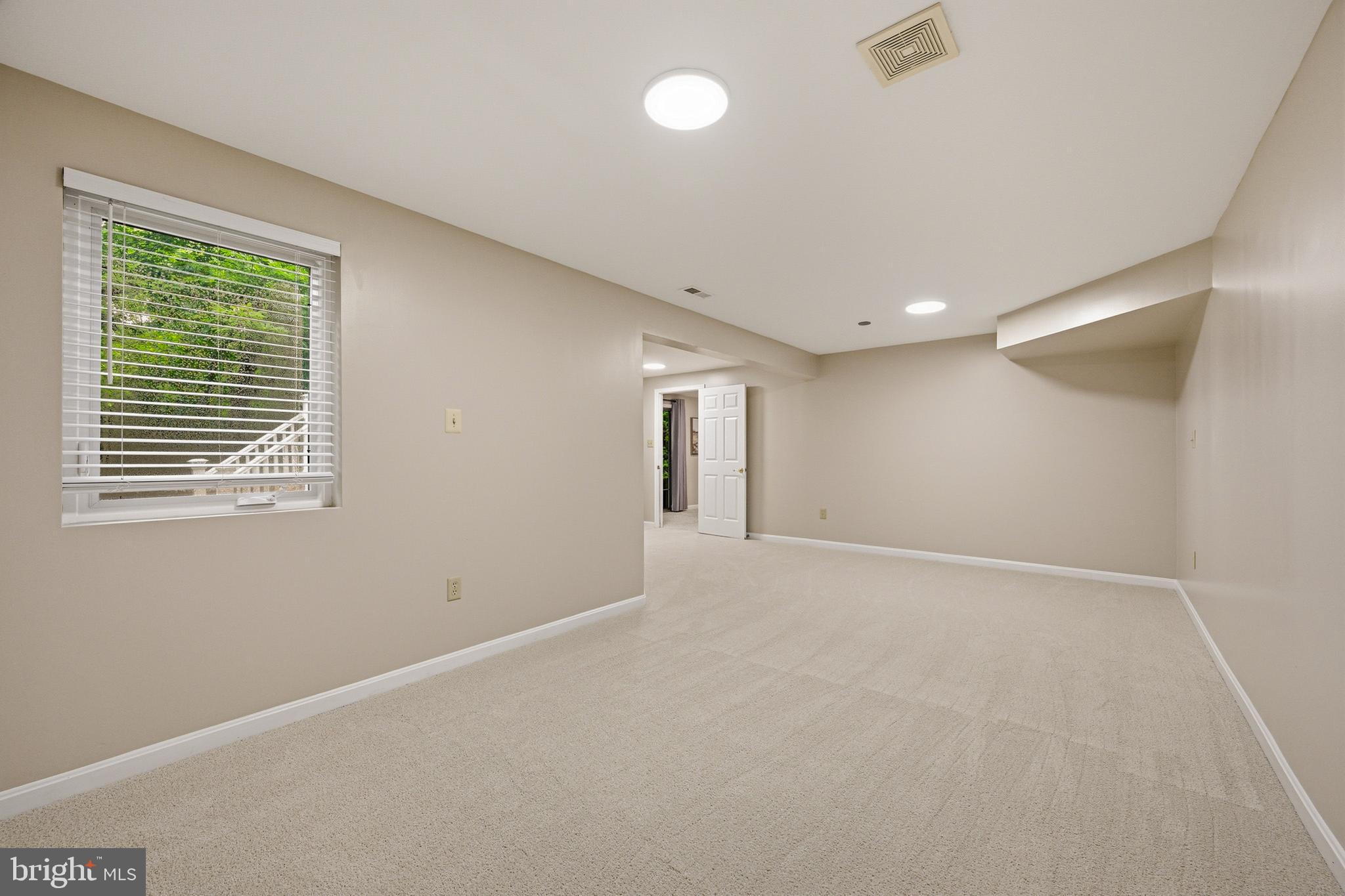 BRAMPTON HILLS - Residential