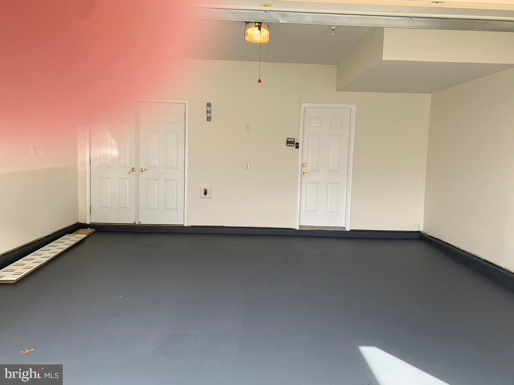 VILLAGE PLACE AT GAINESVILLE - Residential