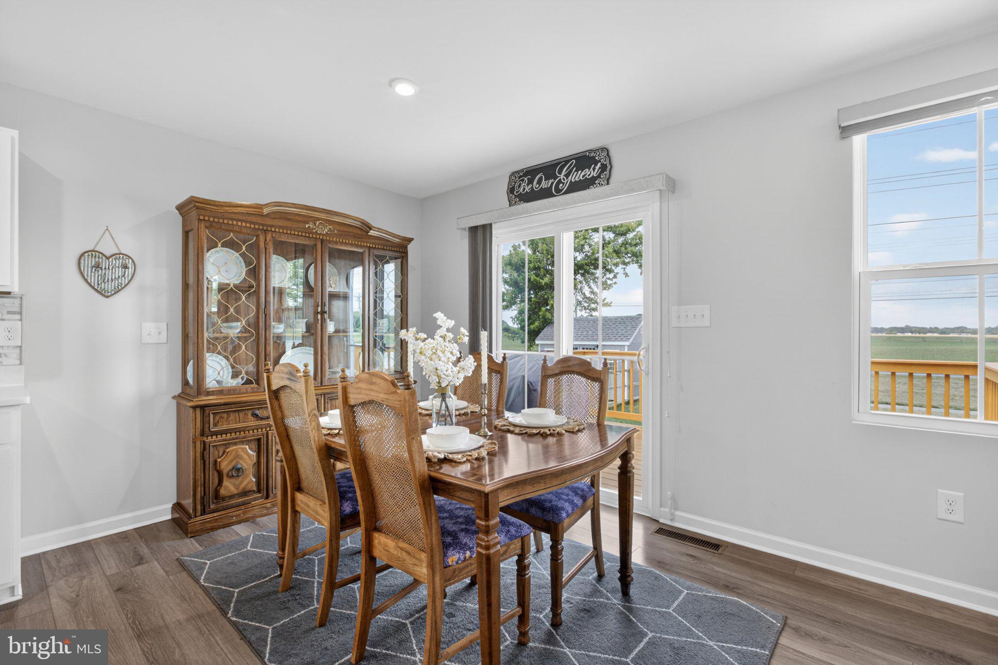 MEARFIELD - Residential