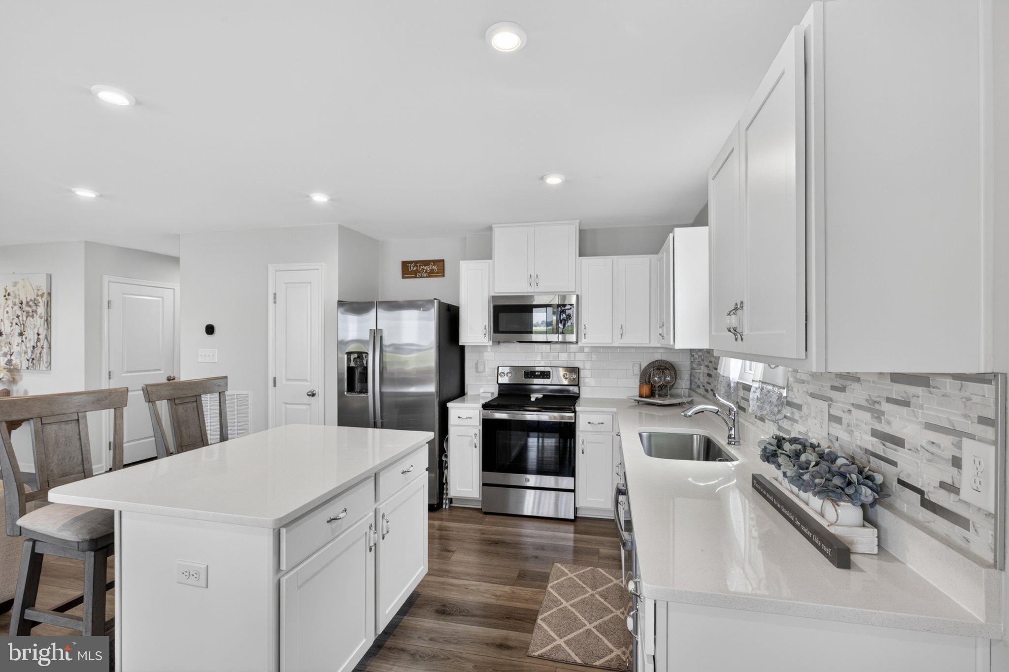 MEARFIELD - Residential