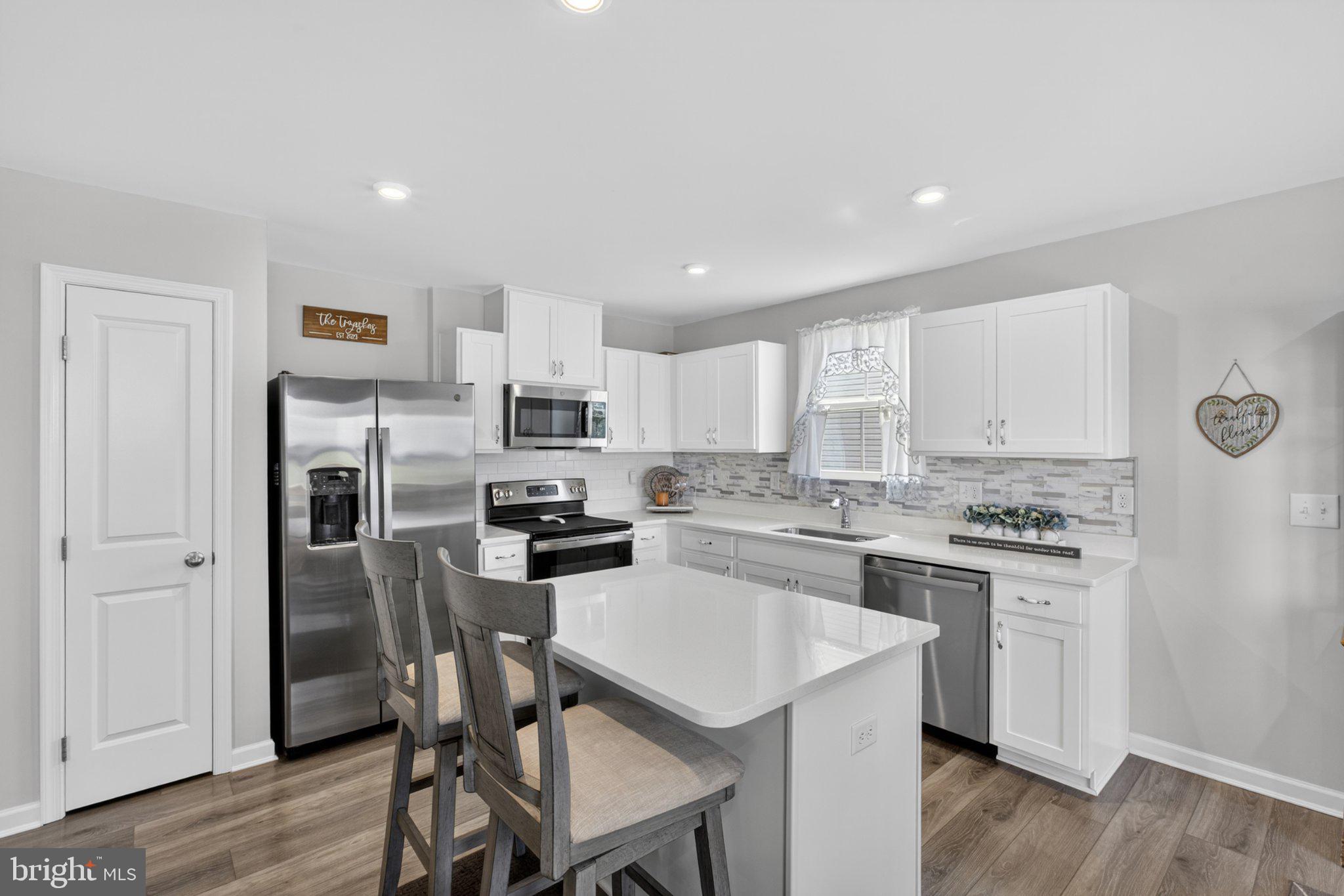 MEARFIELD - Residential