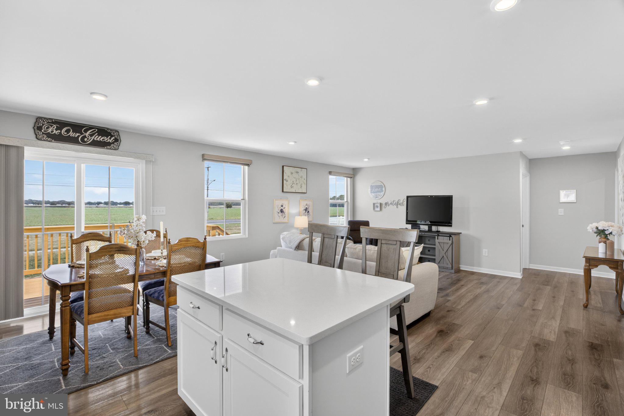 MEARFIELD - Residential