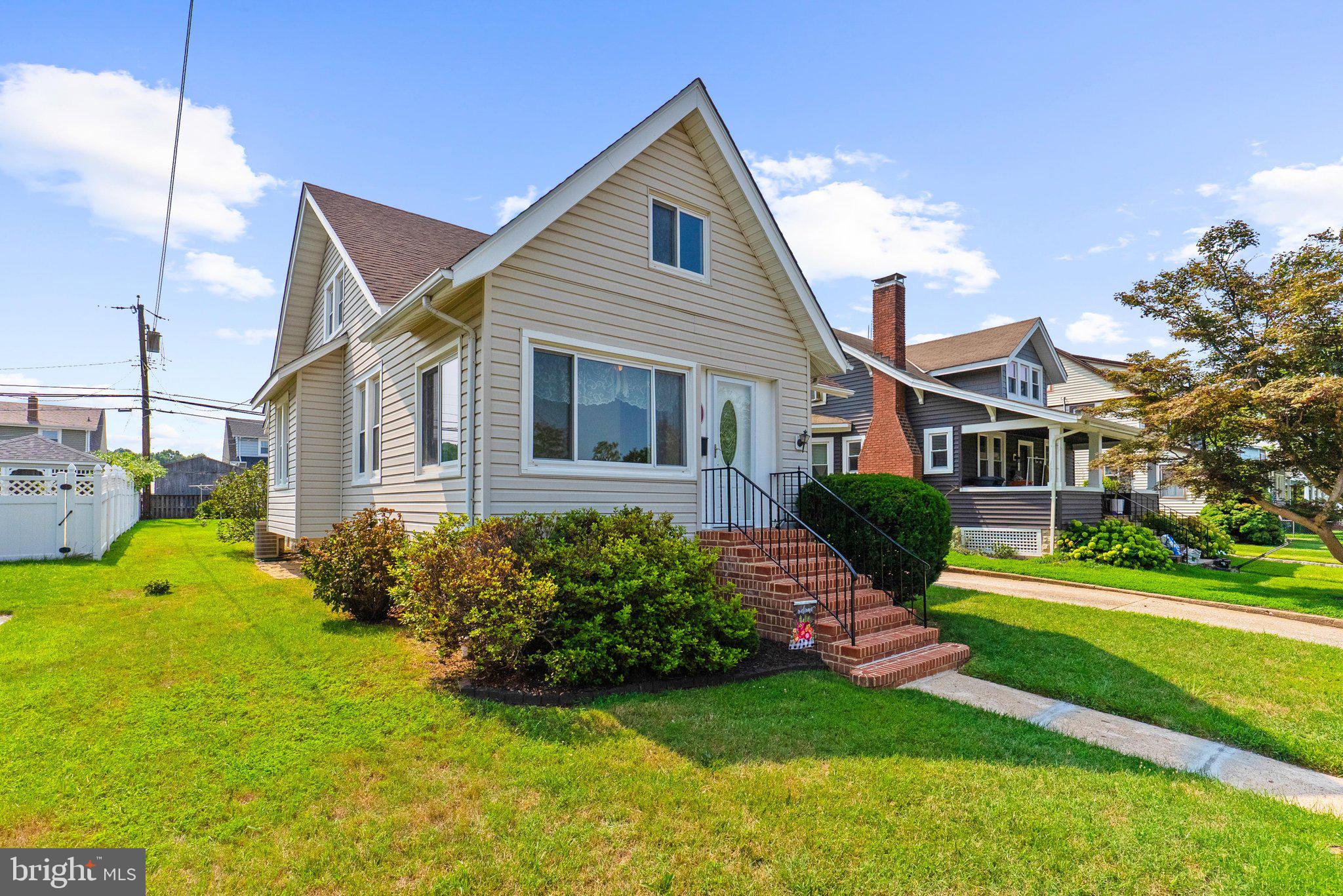 NORTH HALETHORPE - Residential