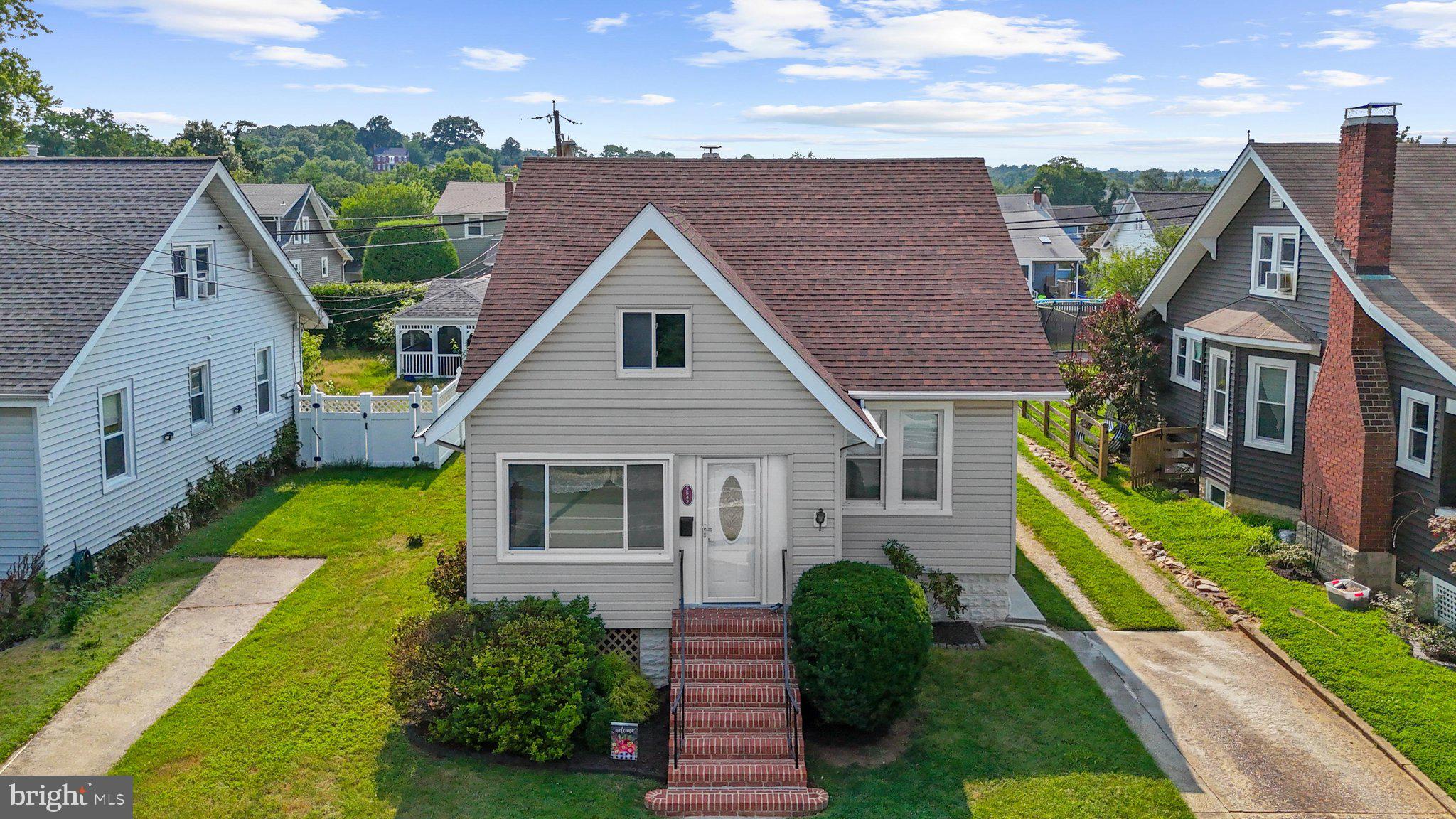 NORTH HALETHORPE - Residential