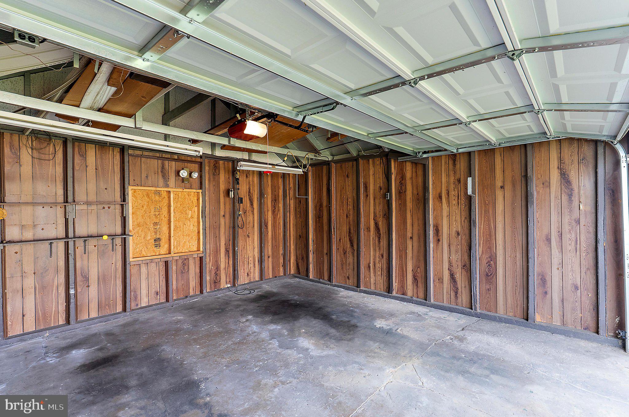 NORTH HALETHORPE - Residential