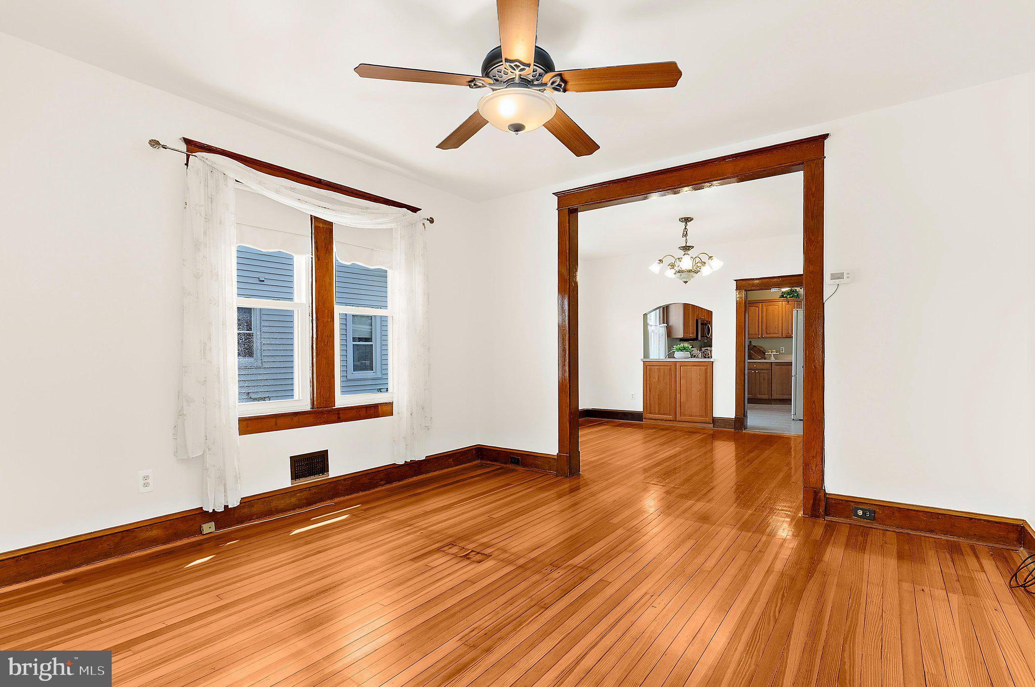 NORTH HALETHORPE - Residential