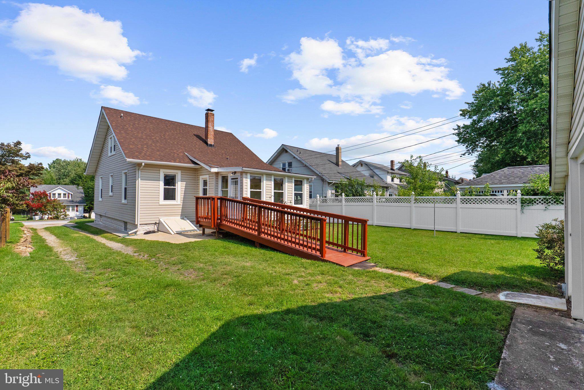 NORTH HALETHORPE - Residential