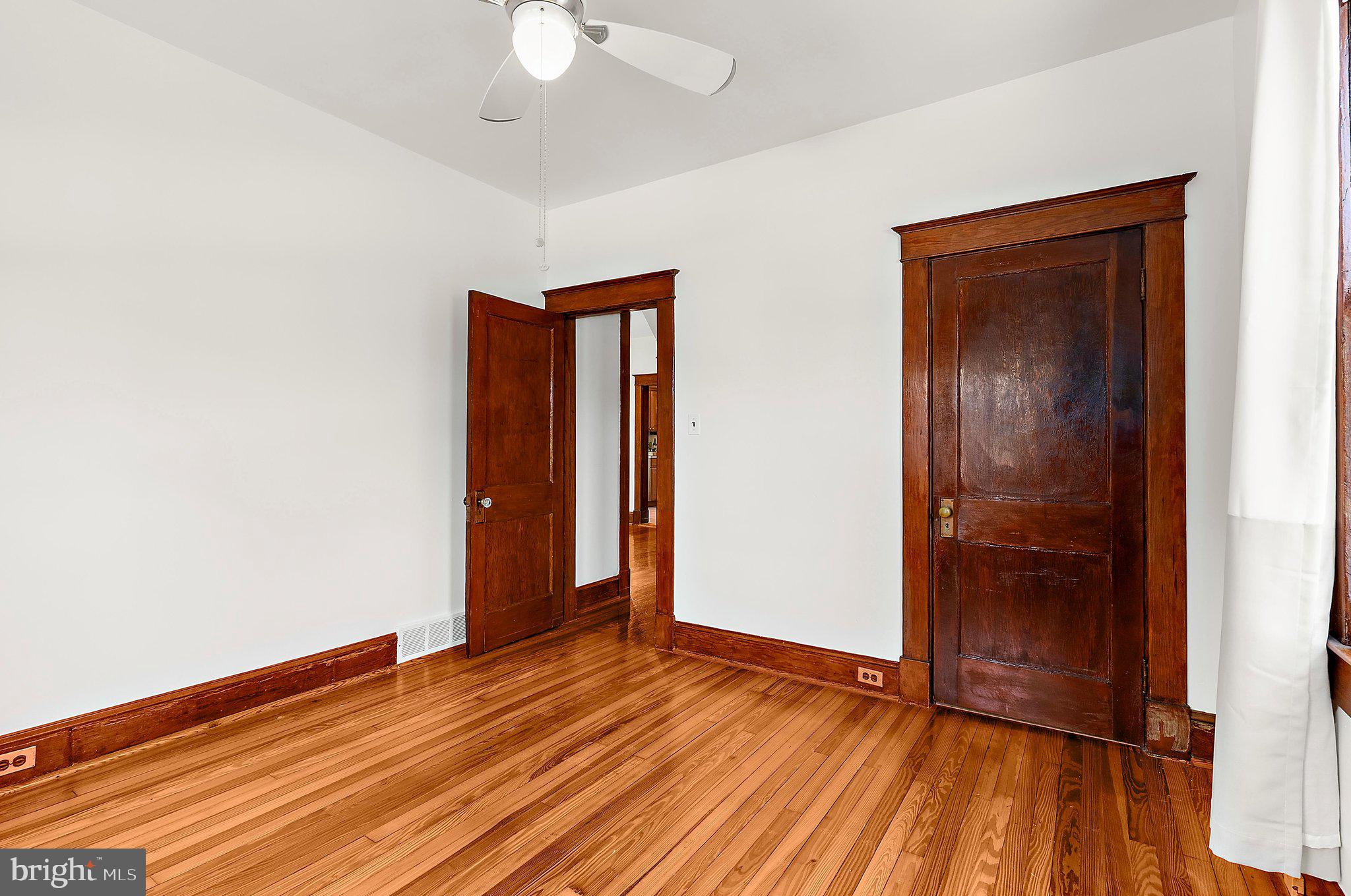 NORTH HALETHORPE - Residential