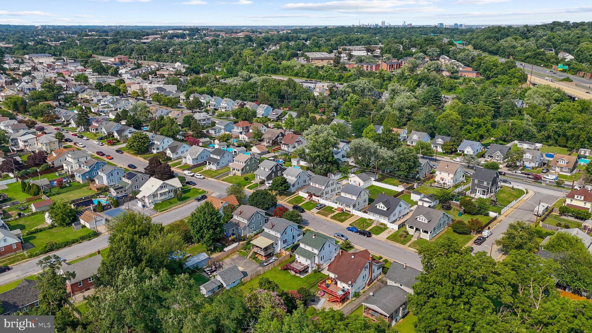 NORTH HALETHORPE - Residential