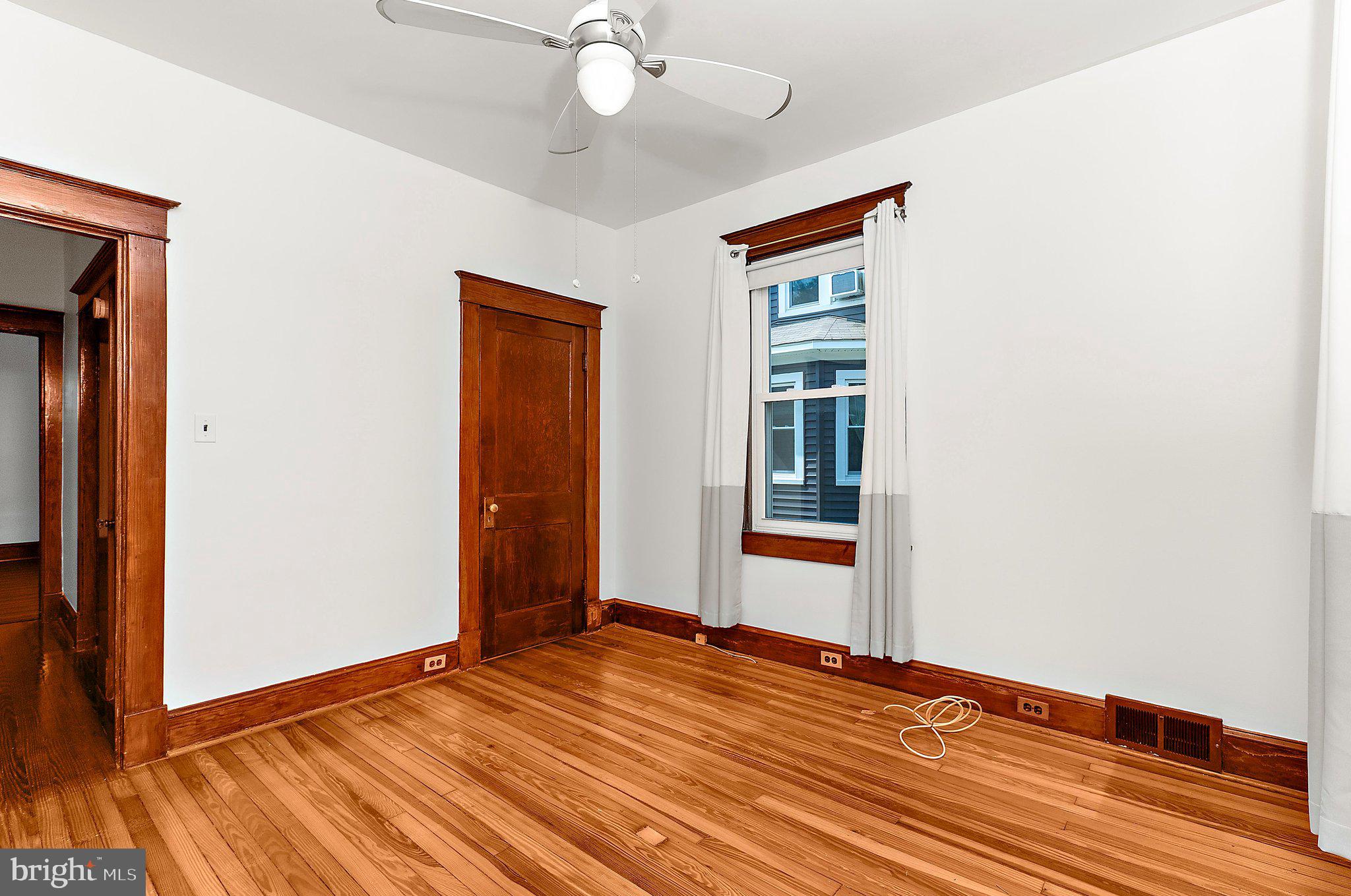 NORTH HALETHORPE - Residential