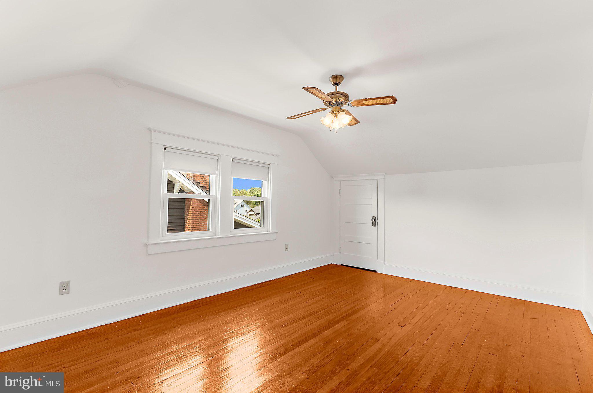 NORTH HALETHORPE - Residential