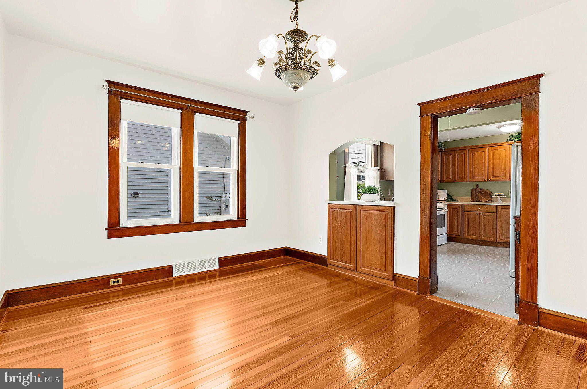 NORTH HALETHORPE - Residential