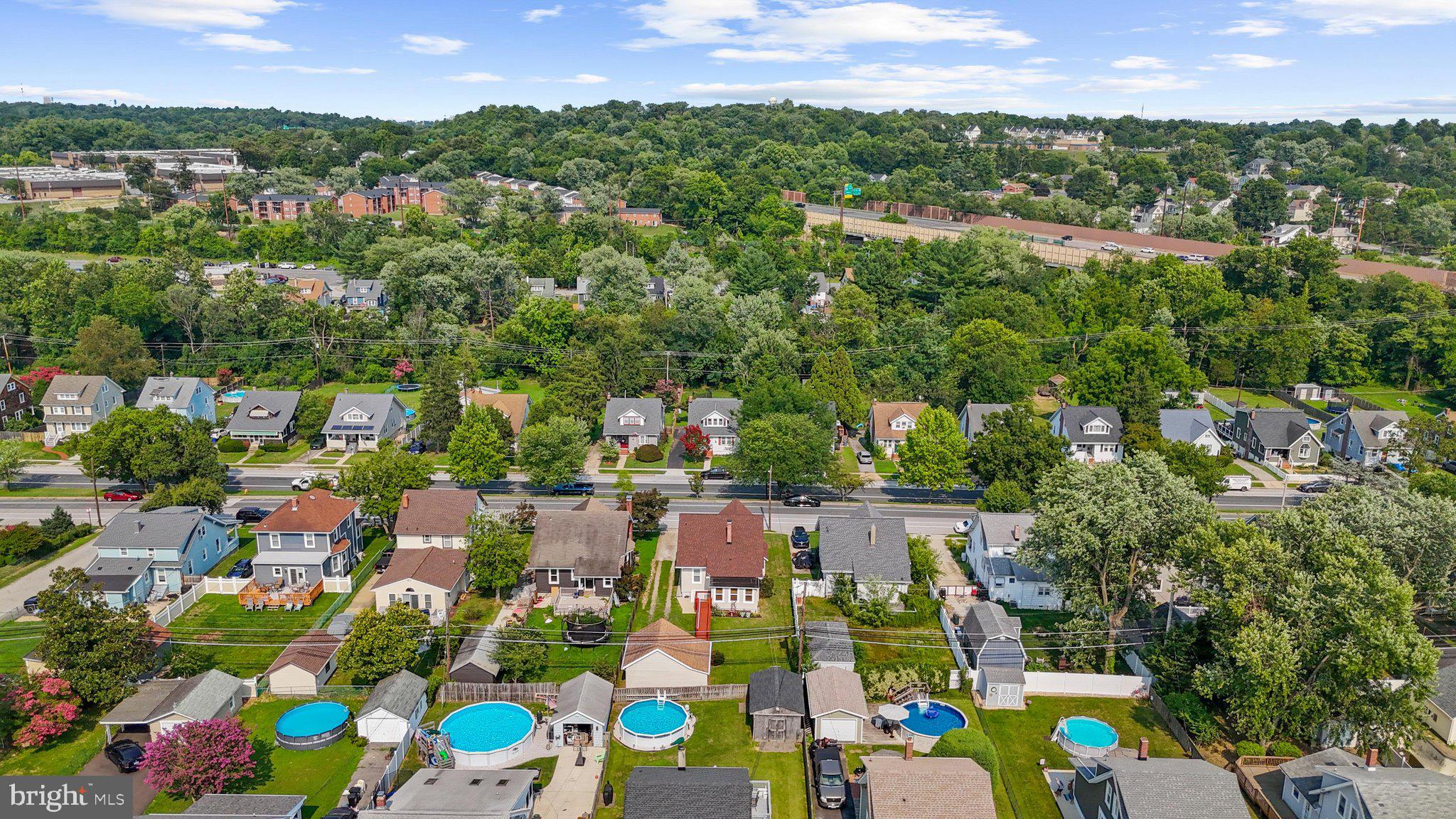 NORTH HALETHORPE - Residential