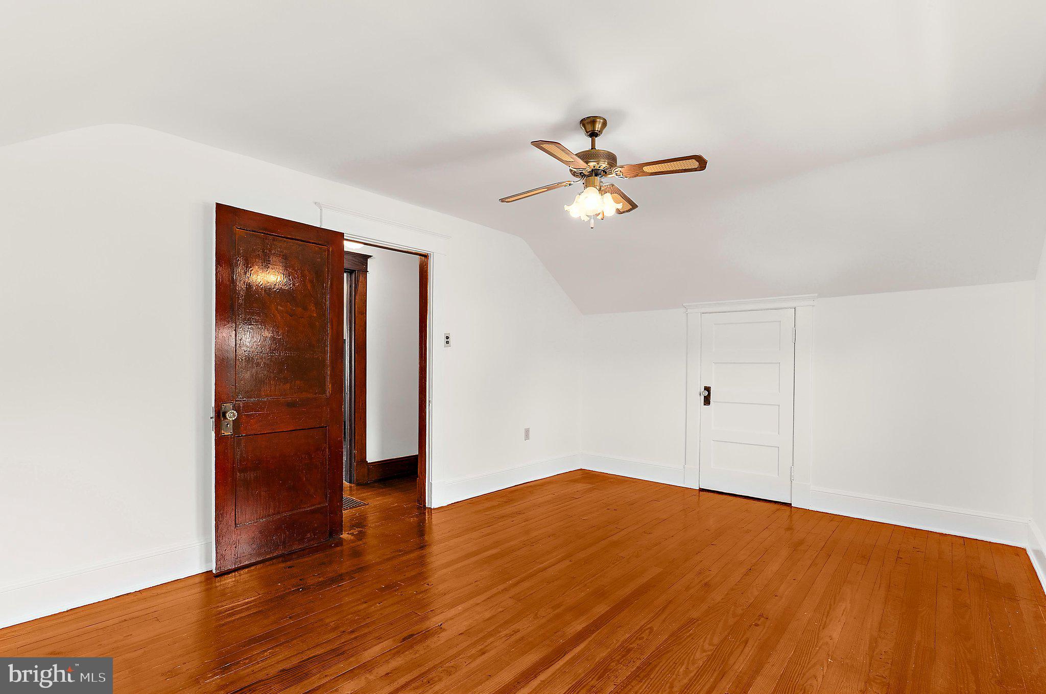 NORTH HALETHORPE - Residential