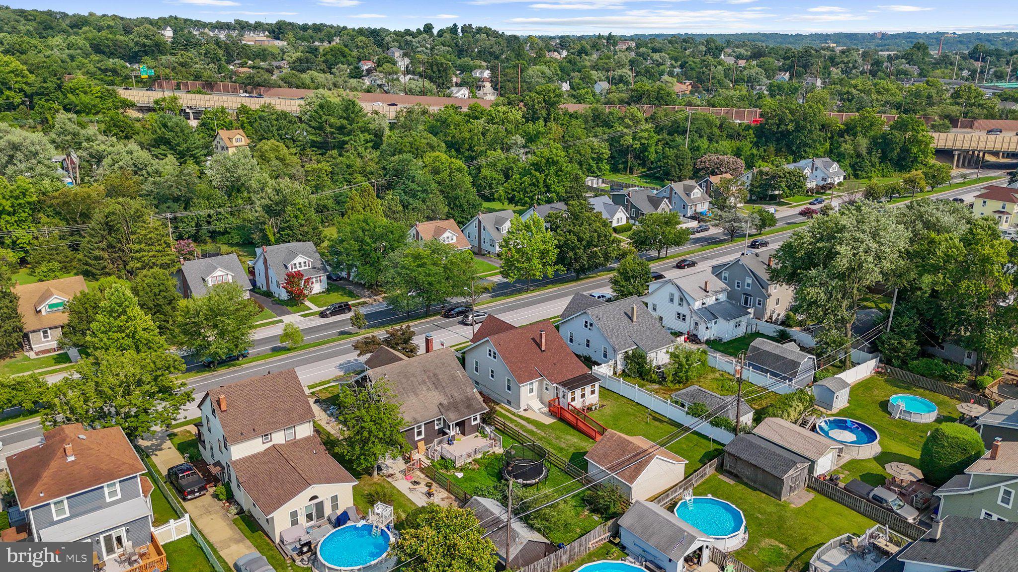 NORTH HALETHORPE - Residential